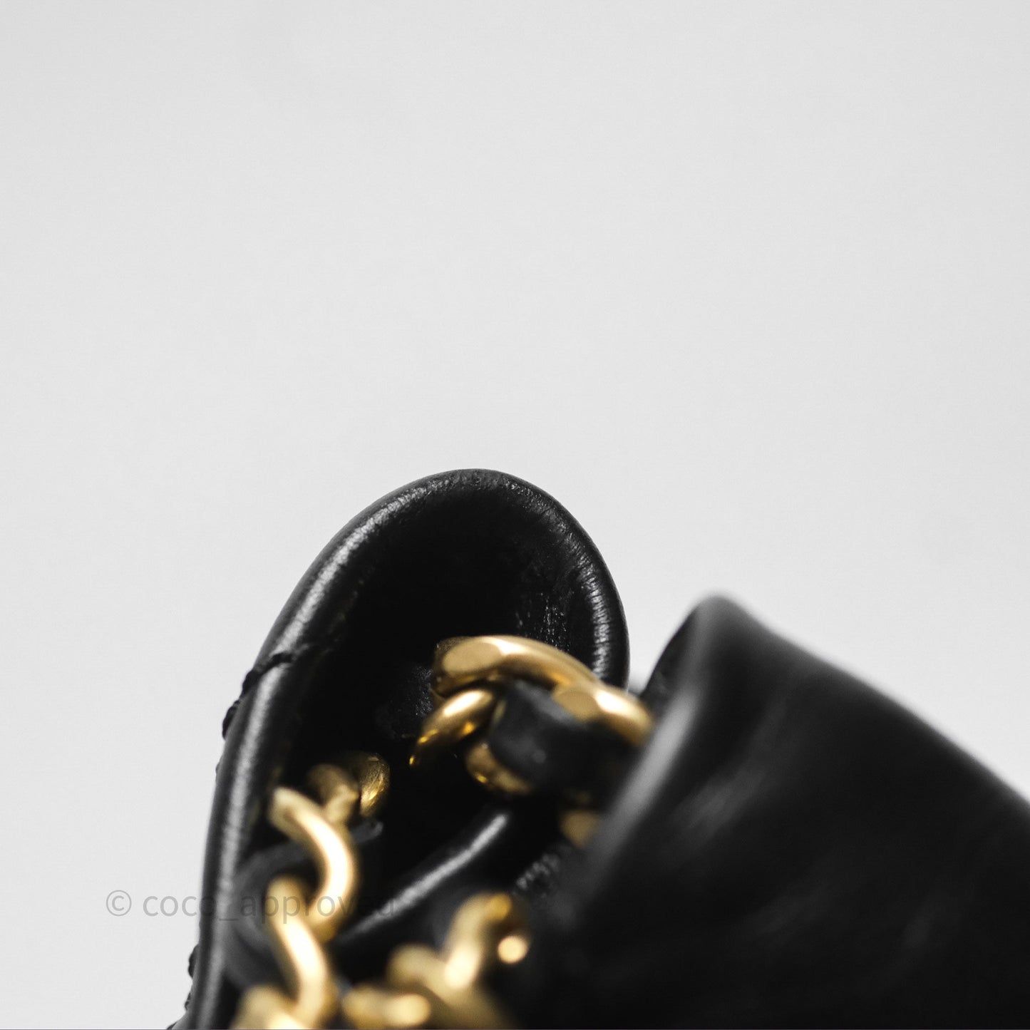 Chanel 22 Mini Bag Black Crumpled Calfskin Aged Gold Hardware