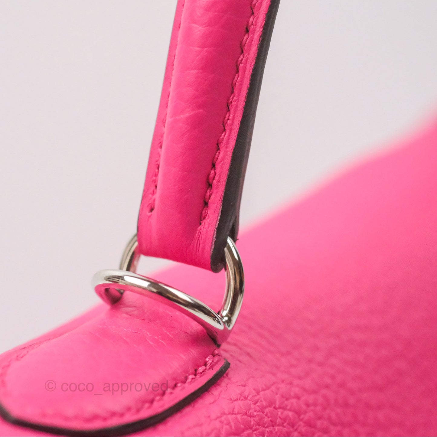 Hermès Retourne Kelly 28 Rose Shocking Clemence Palladium Hardware