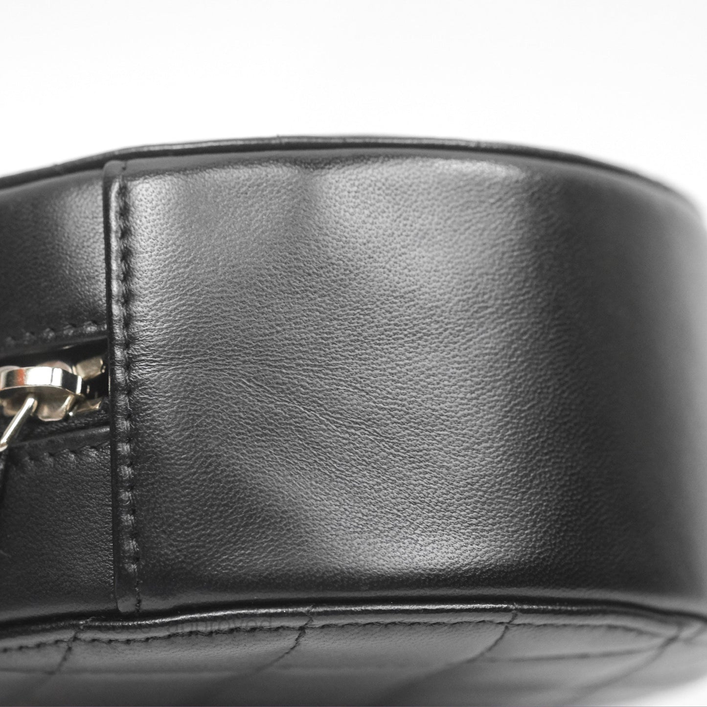 Chanel Classic Quilted Round Clutch With Chain Black Lambskin Silver Hardware