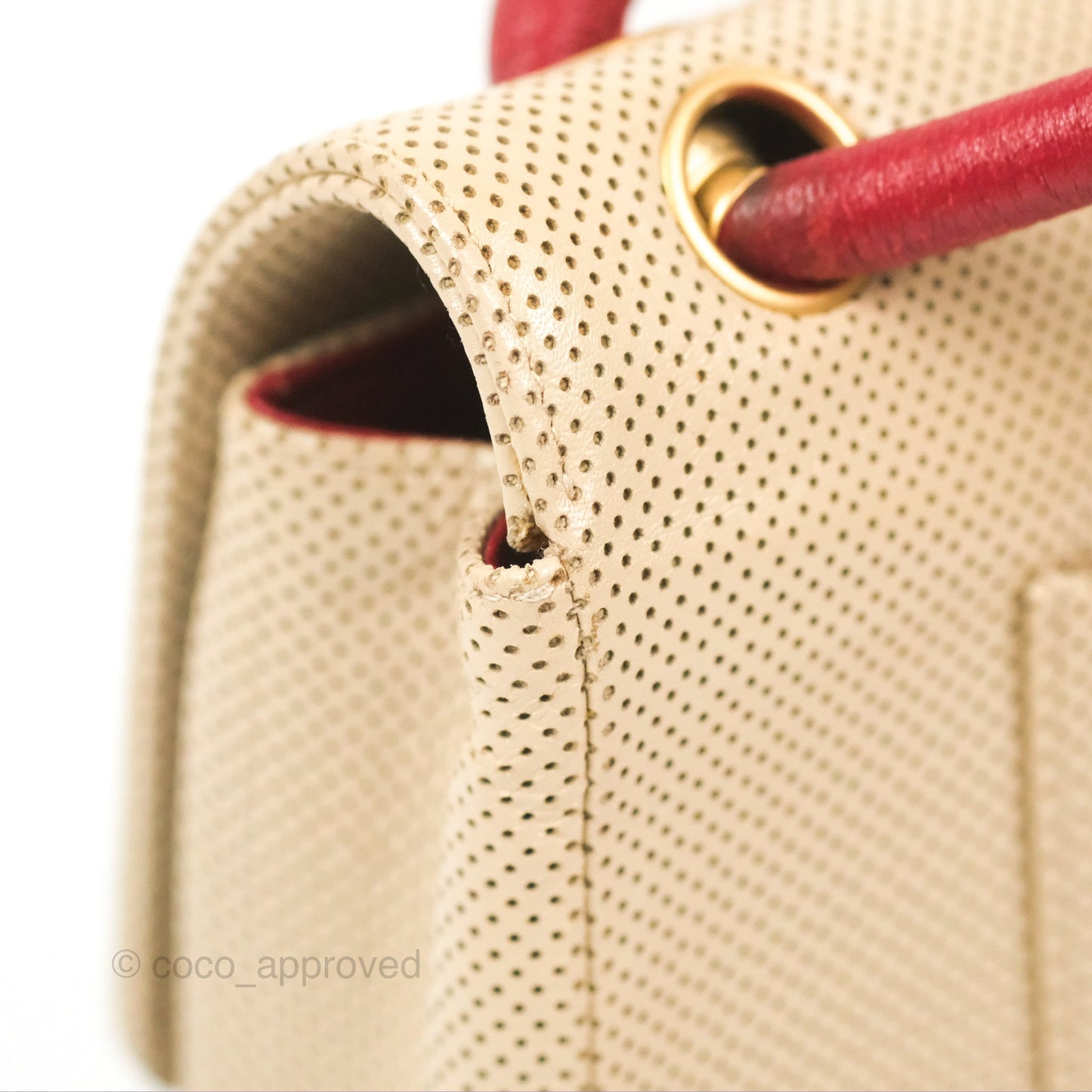 Chanel Vintage Medium Perforated Single Flap Beige/Red Matte Gold Hardware⁣⁣