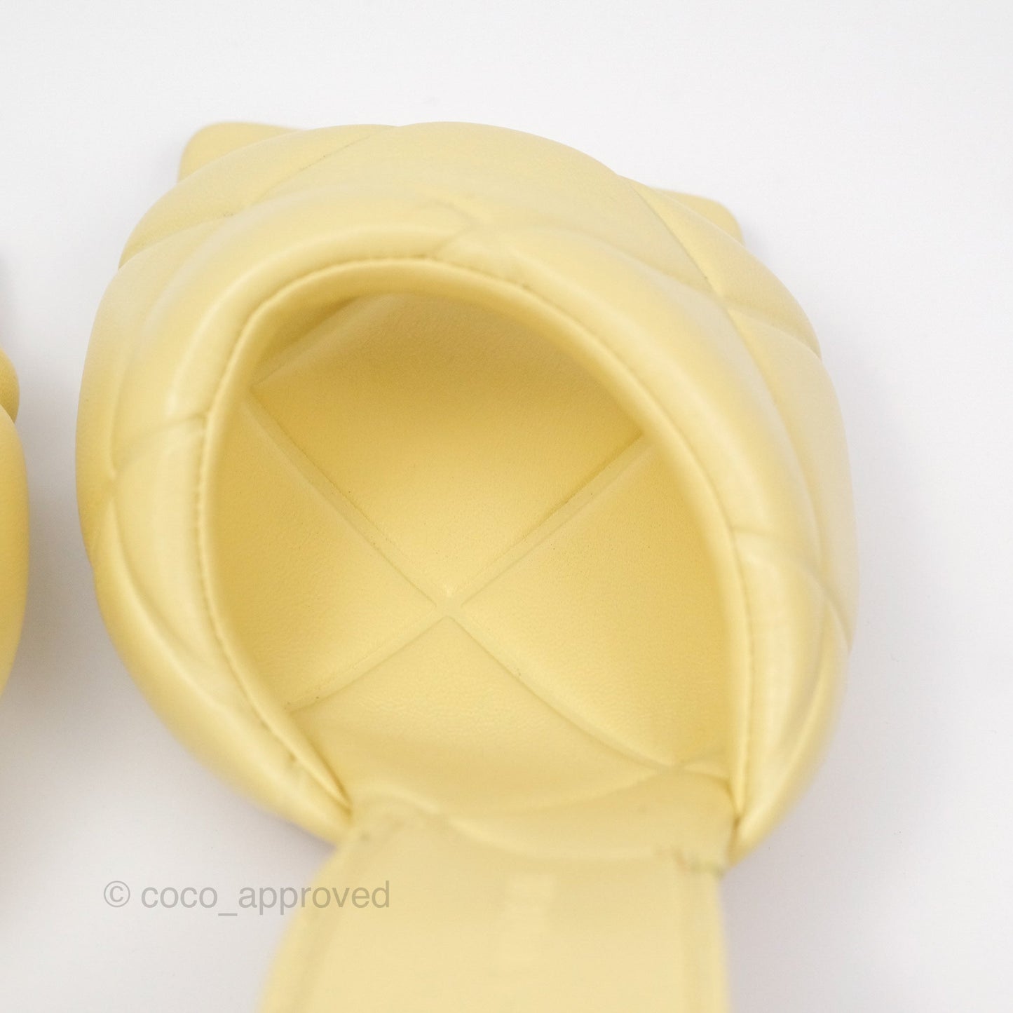 Bottega Veneta Lido Sandals Intrecciato Yellow Lambskin Size 35