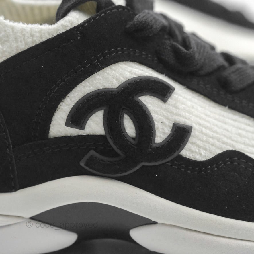Chanel Low Top Trainer CC White Black Sneakers Size 35