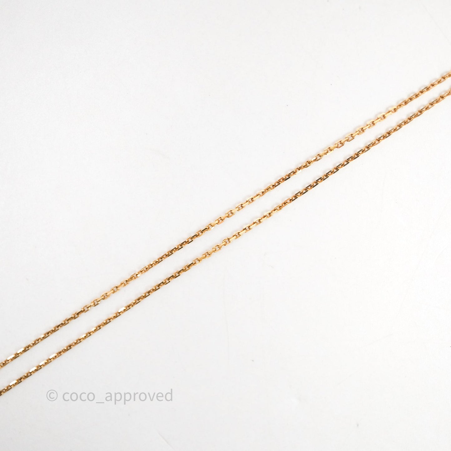 Van Cleef & Arpels Vintage Alhambra Pendant White Mother-of-pearl Yellow Gold