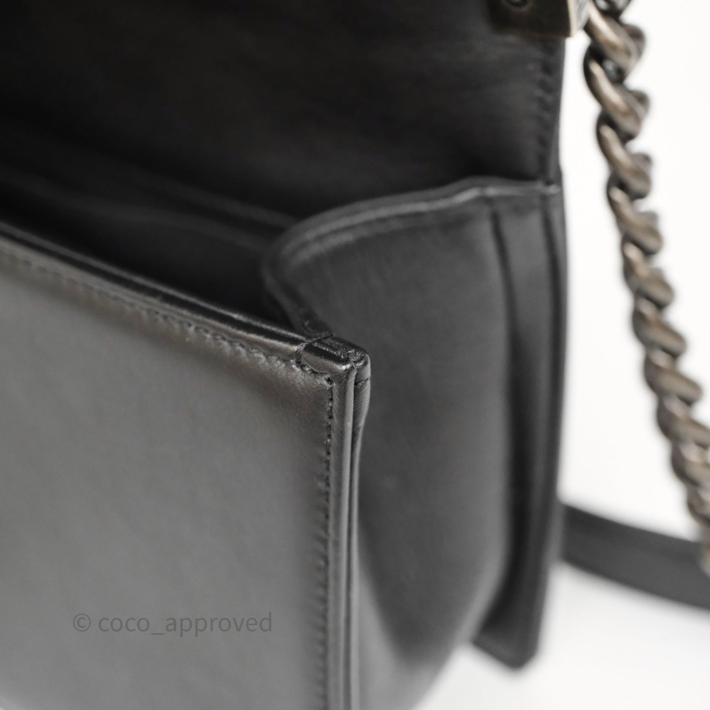 Chanel Quilted Medium Boy Black Lambskin Ruthenium Hardware