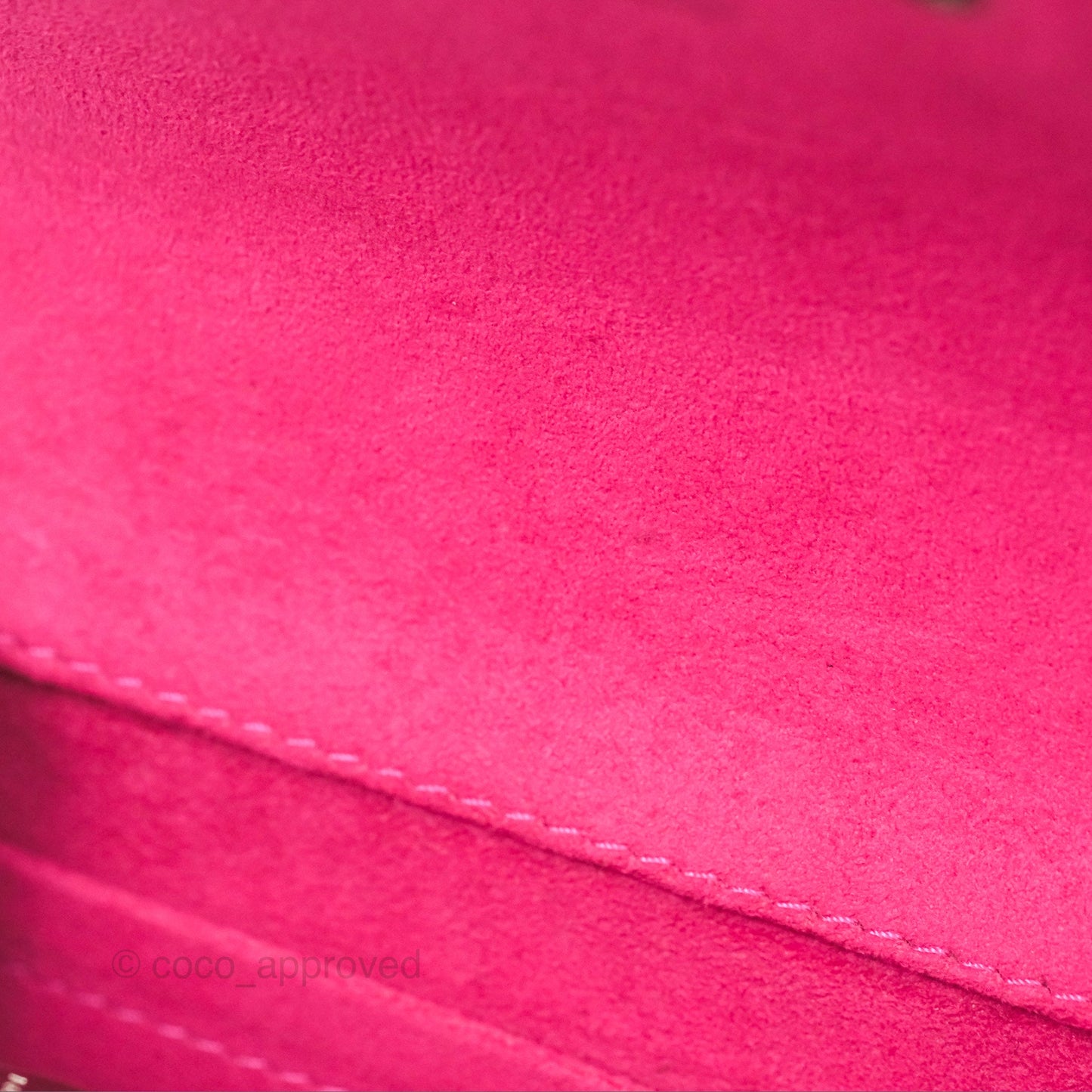 Louis Vuitton Epi Pochette Louise PM Pivoine