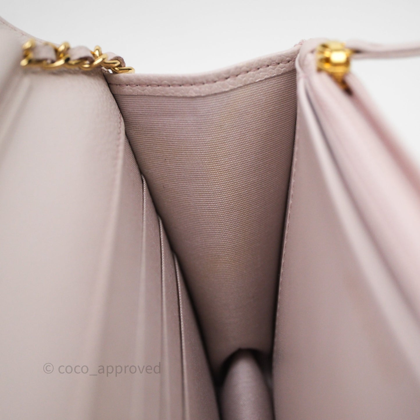 Chanel WOC Wallet On Chain CC Coco Chain Quilted Lilac Caviar Gold Hardware