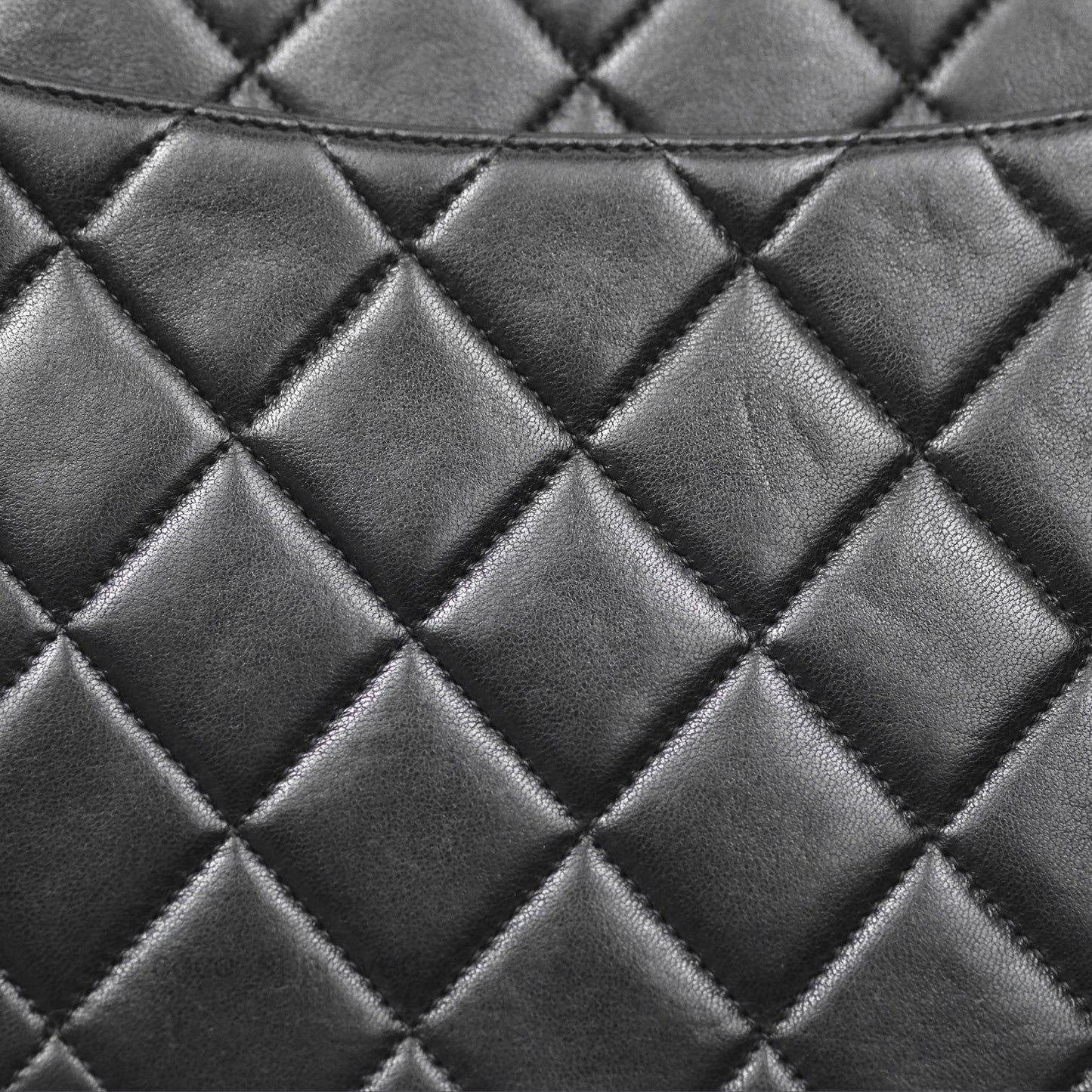 Chanel Vintage Jumbo Single Flap Black Lambskin 24K Gold Hardware