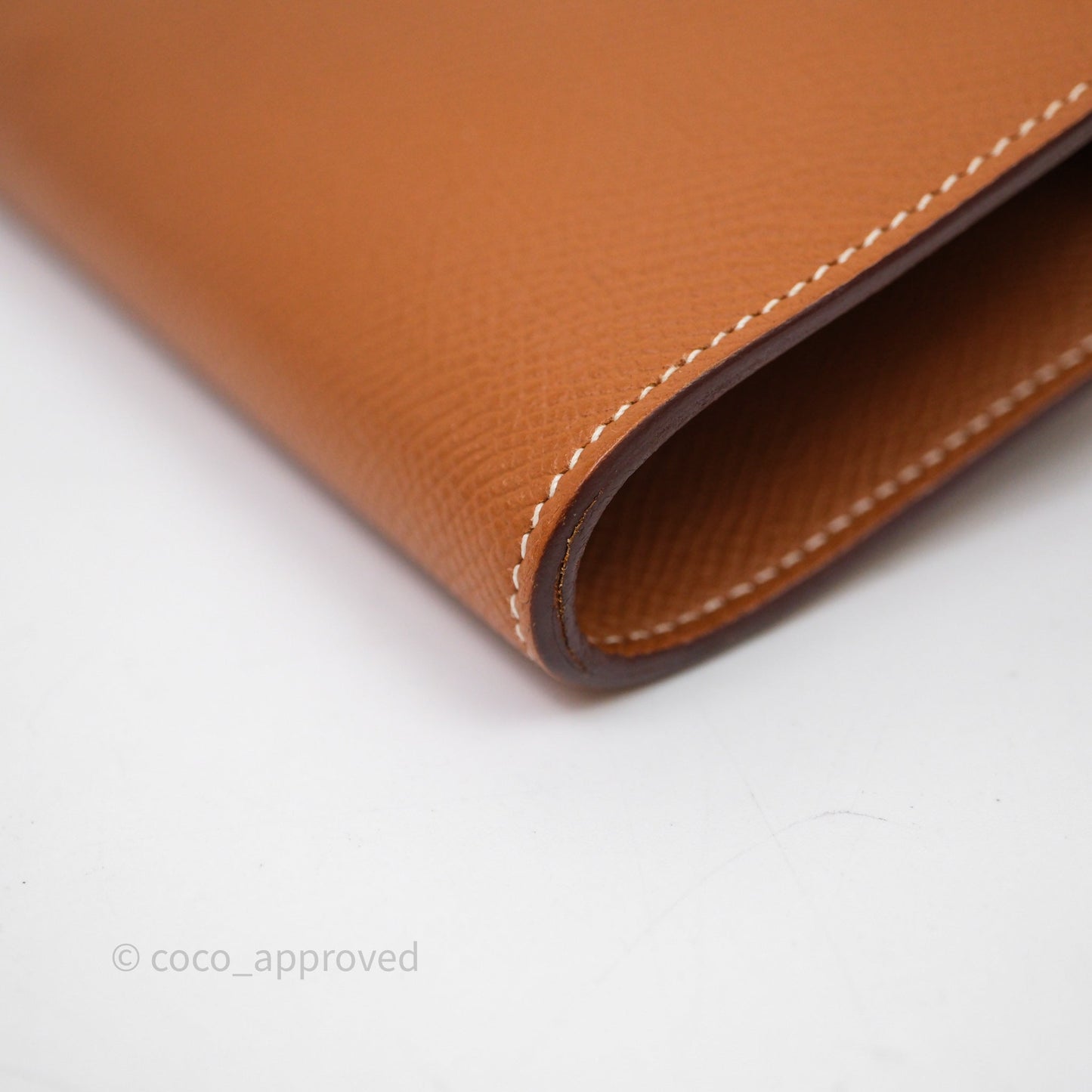 Hermès Kelly To Go Wallet Gold 37 Epsom Gold Hardware