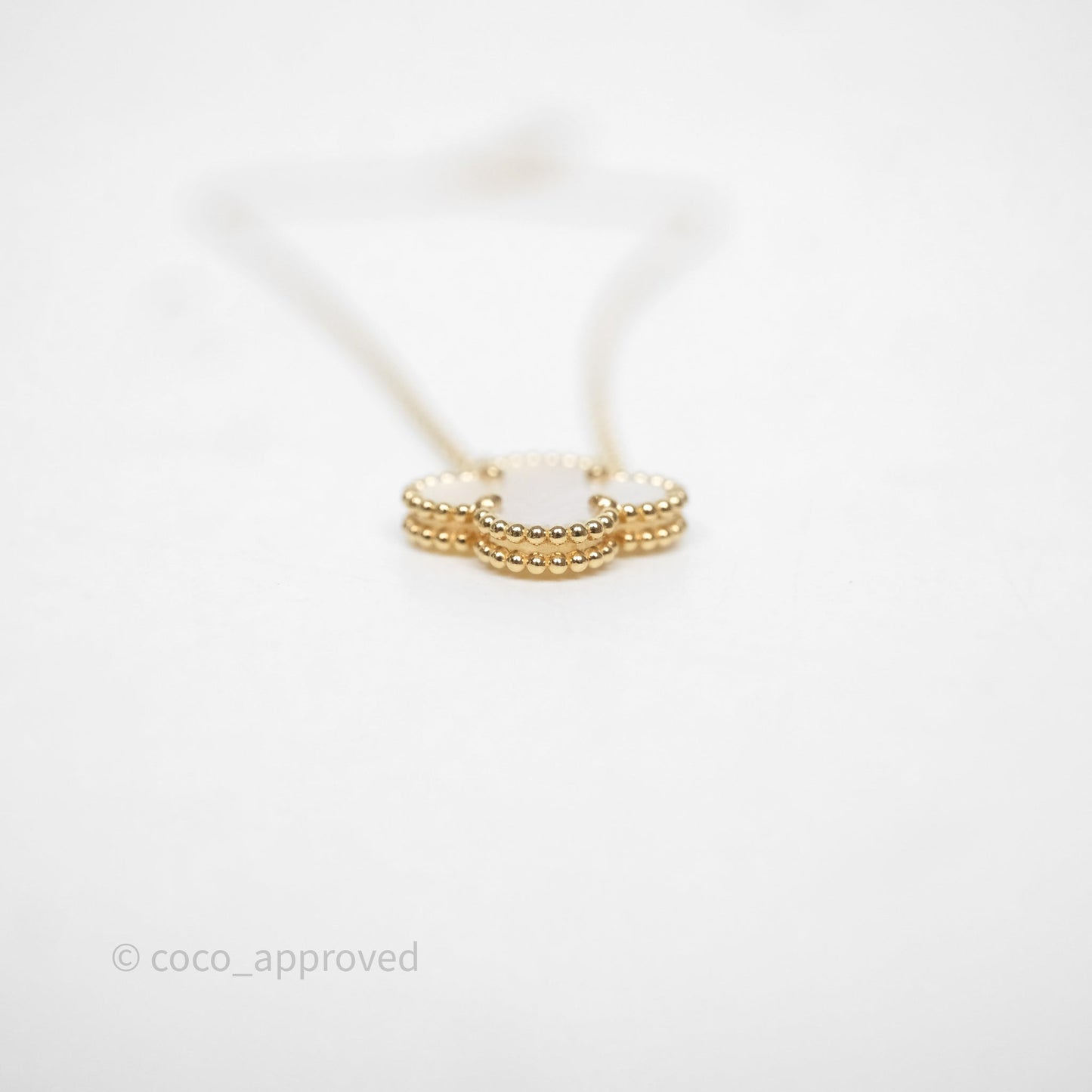 Van Cleef & Arpels Vintage Alhambra Pendant Necklace White Mother-of-pearl Yellow Gold