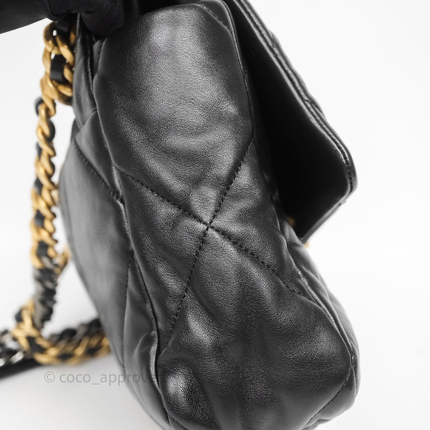Chanel 19 Medium Black Mixed Hardware