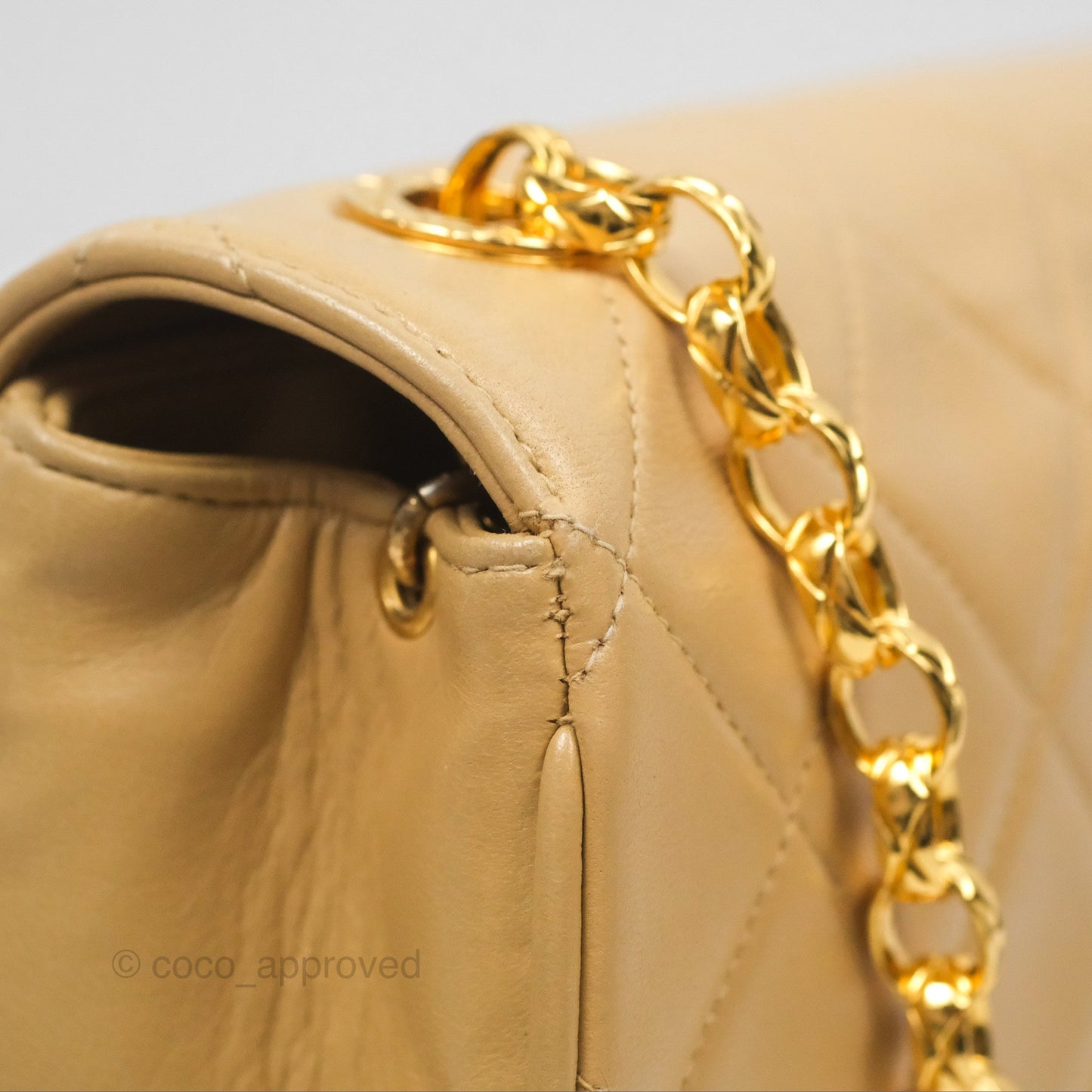 Chanel Vintage Flap Bag Beige Lambskin Gold Hardware