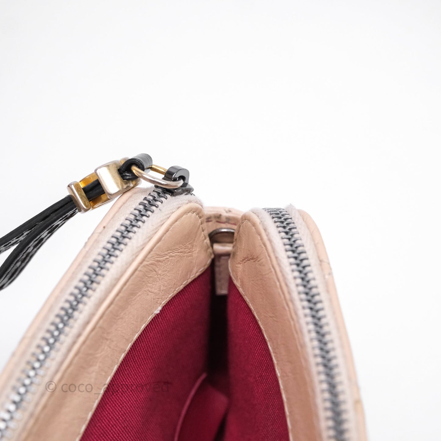 Chanel Gabrielle Clutch With Chain Aged Calfskin Black Beige Mixed Hardware