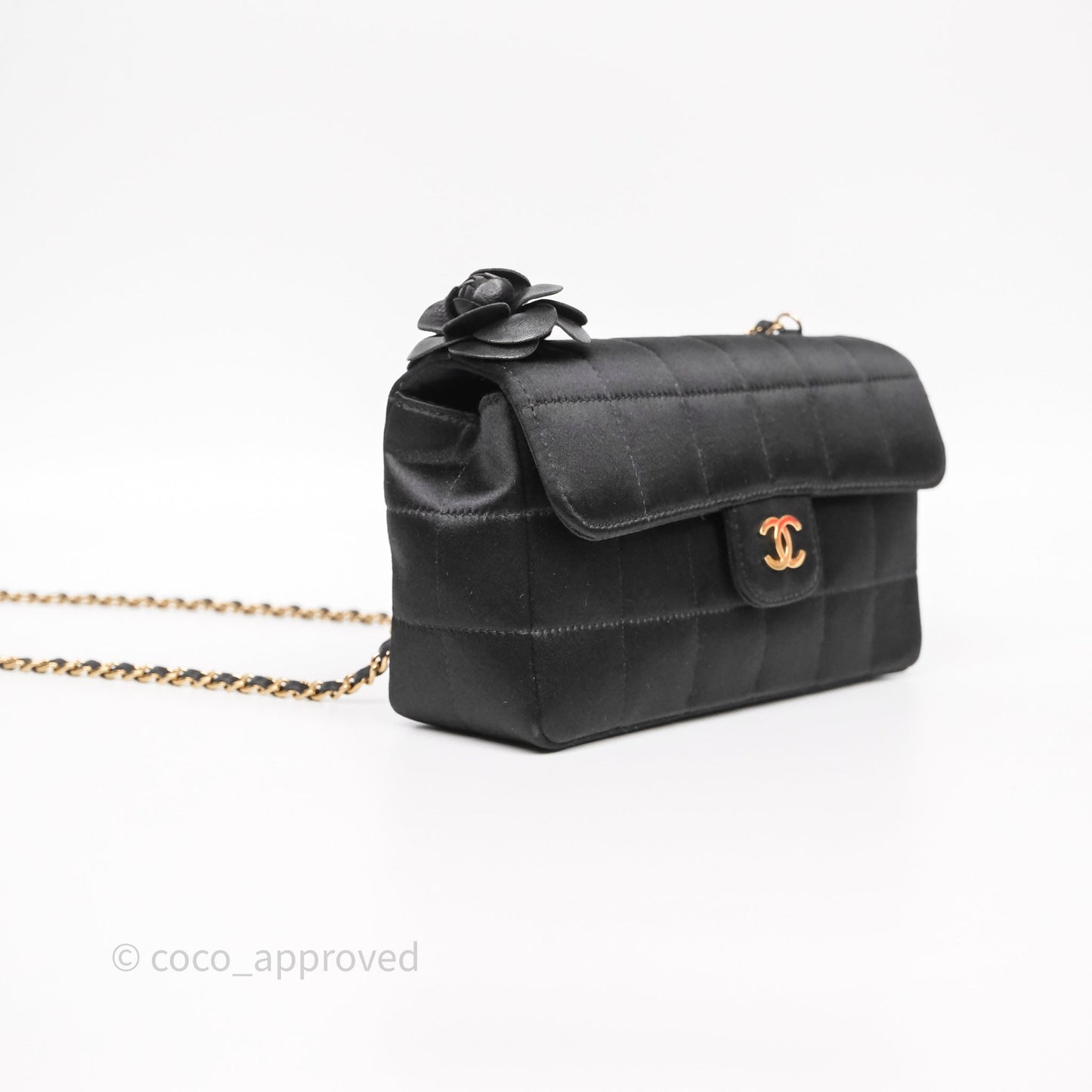 Chanel Vintage Mini Chocolate Bar Camellia Flap Black Velvet Gold Hardware