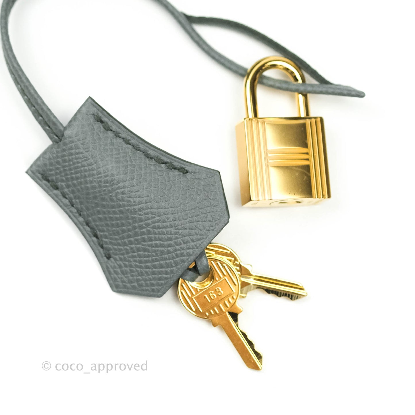 Hermès Kelly 25 Vert Amande Epsom Sellier Gold Hardware