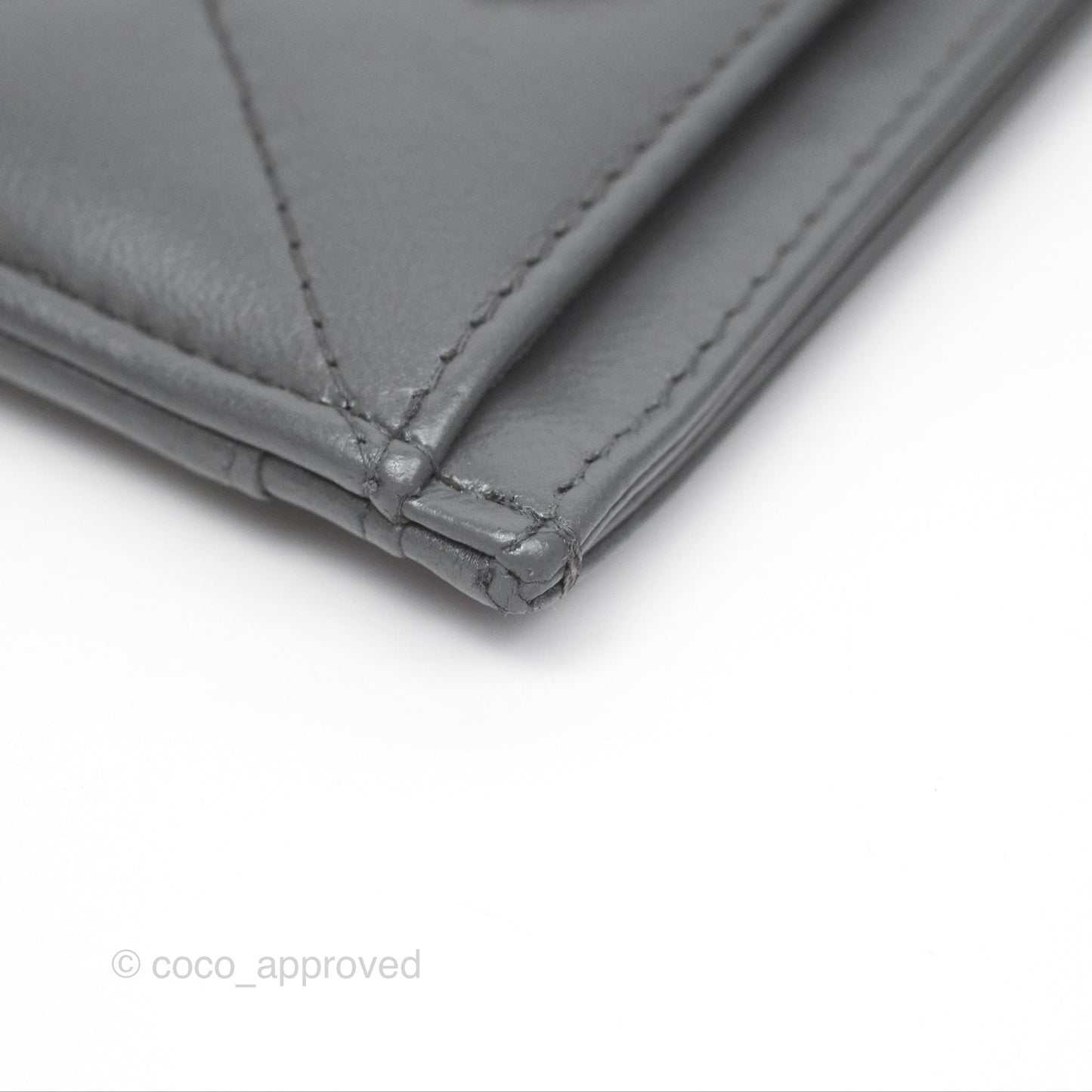 Chanel 19 Quilted Flat Card Holder Dark Grey Lambskin