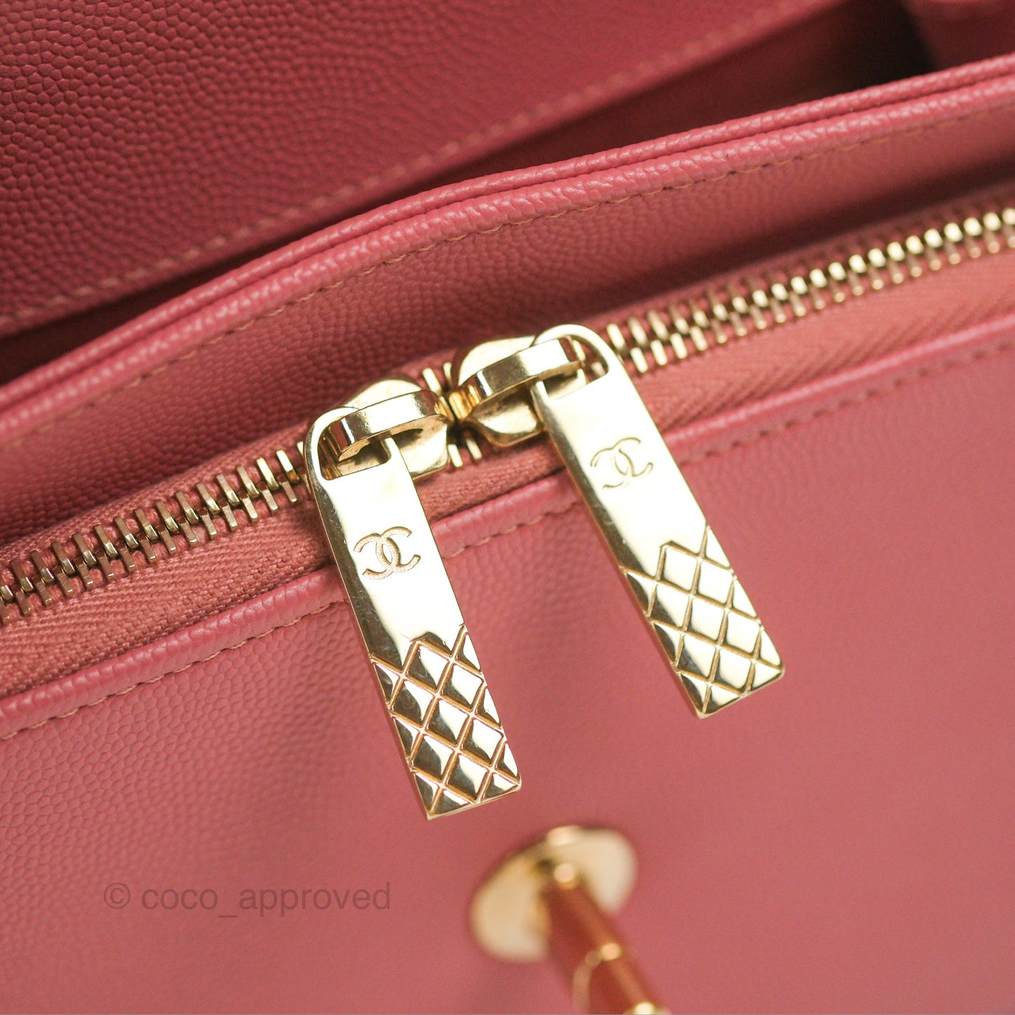 Chanel Quilted Medium Business Affinity Flap Pink Caviar Gold Hardware