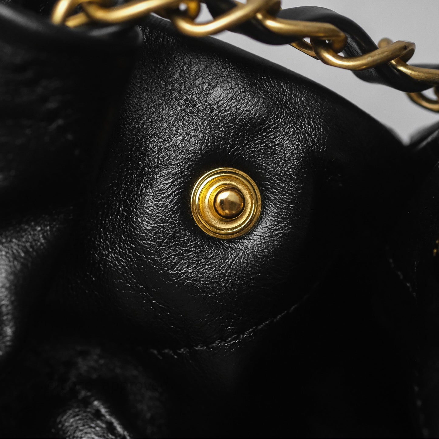 Chanel 22 Bag Medium Black Crumpled Calfskin Aged Gold Hardware