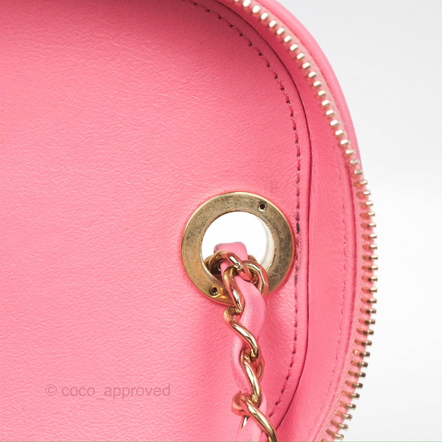 Chanel Small Quilted Top Handle Vanity Case Pink Lambskin Gold Hardware