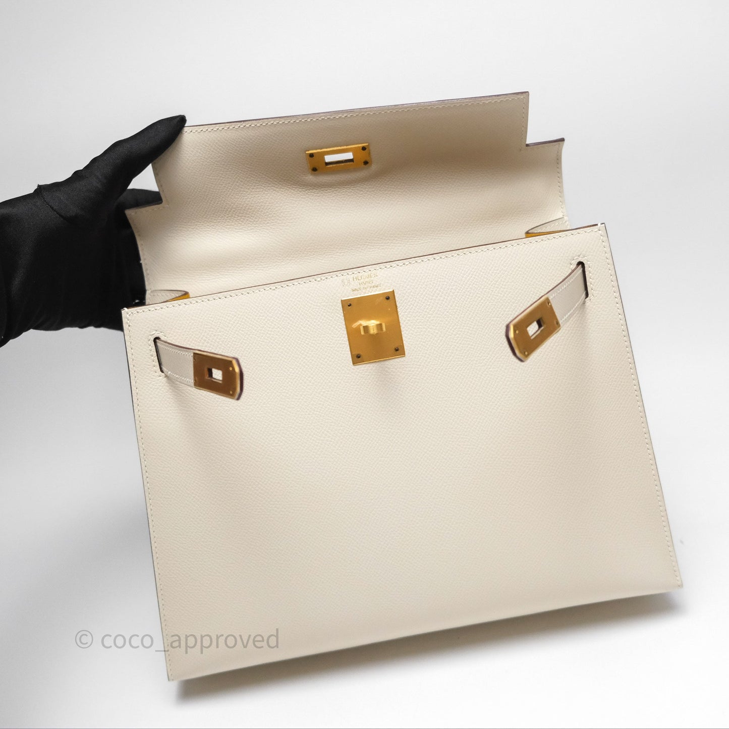 Hermès HSS Sellier Kelly 28 Craie 10 / Amber 9D Epsom Brushed Gold Hardware