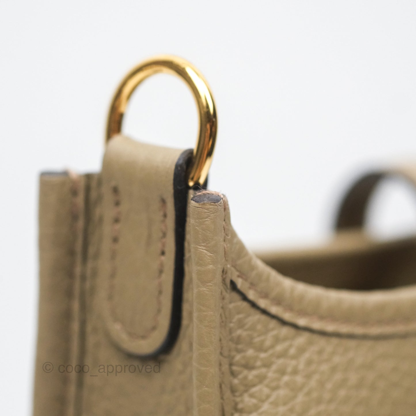 Hermès Mini Evelyne 16 Beige Marfa 8Q Clemence Gold Hardware