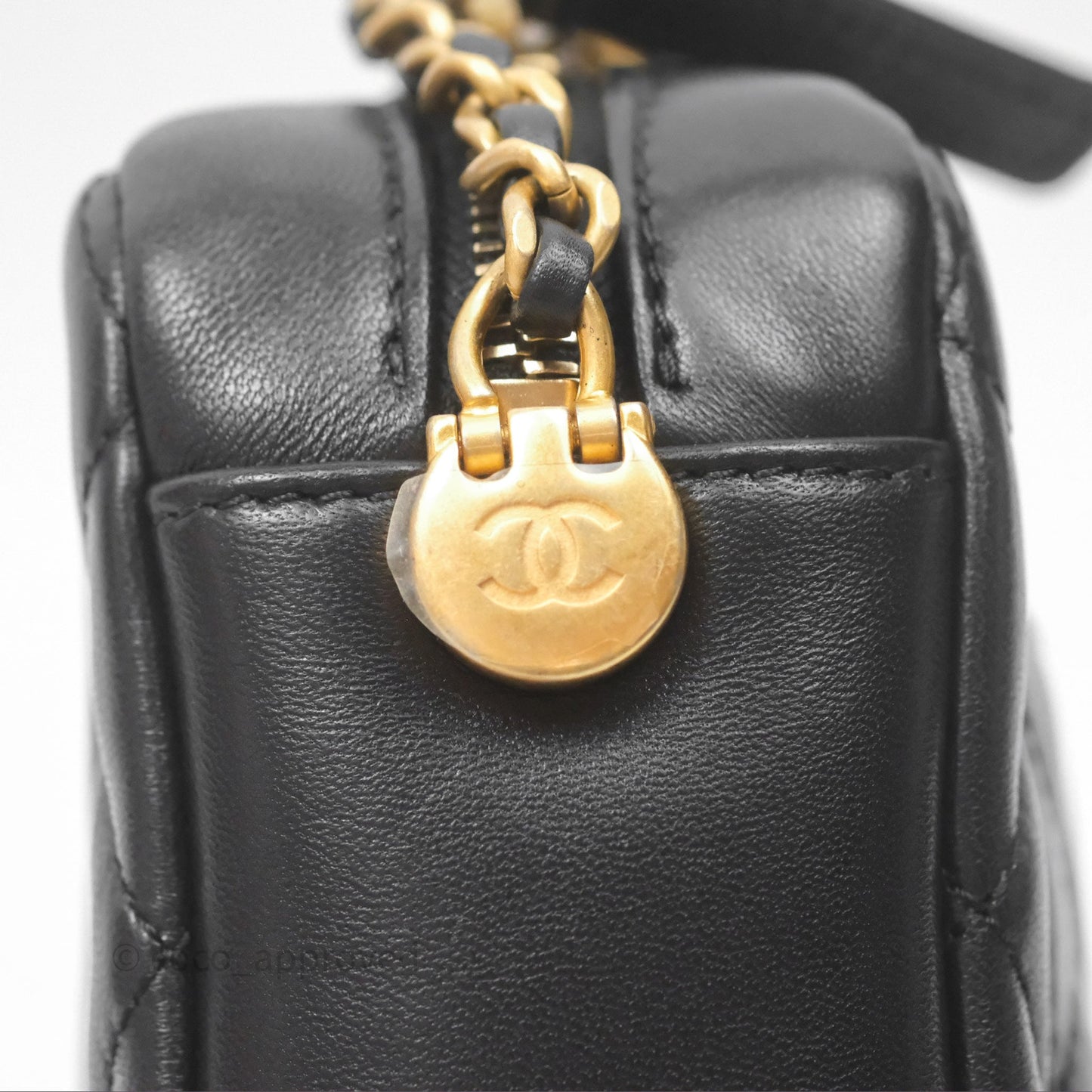 Chanel Quilted CC Pearl Crush Camera Case Black Lambskin Gold Hardware