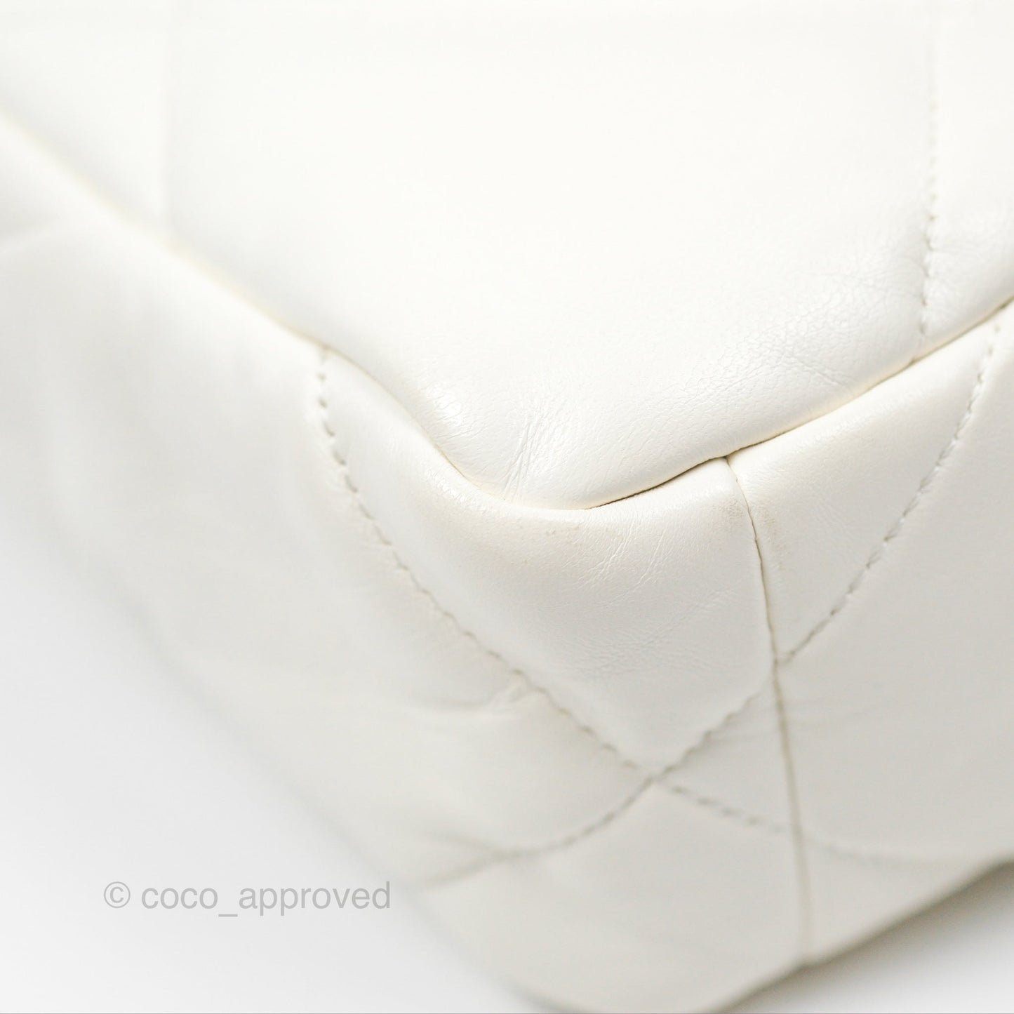 Chanel 19 Small Ivory White Lambskin Mixed Hardware