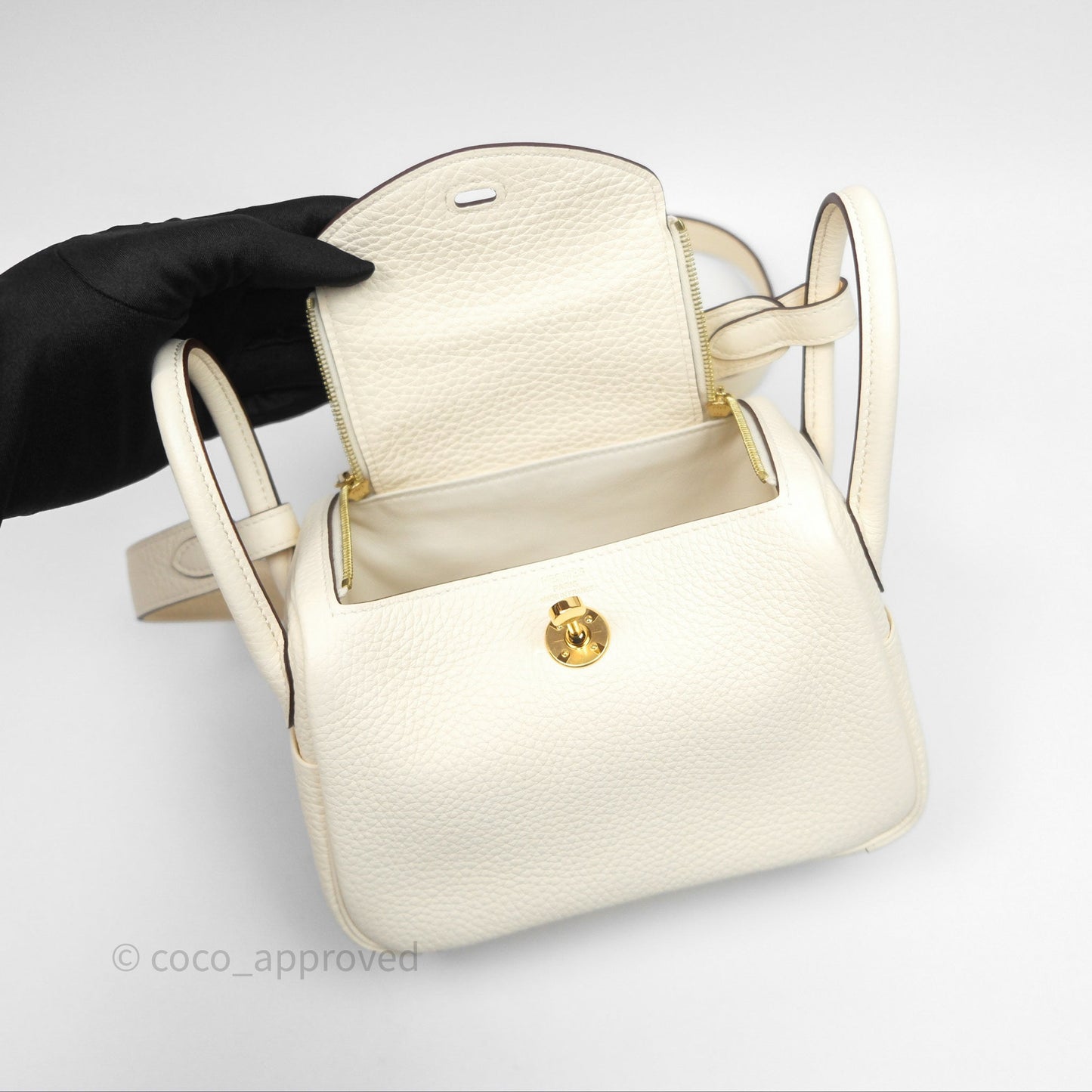 Hermès Mini Lindy 20 Nata I2 Clemence Gold Hardware