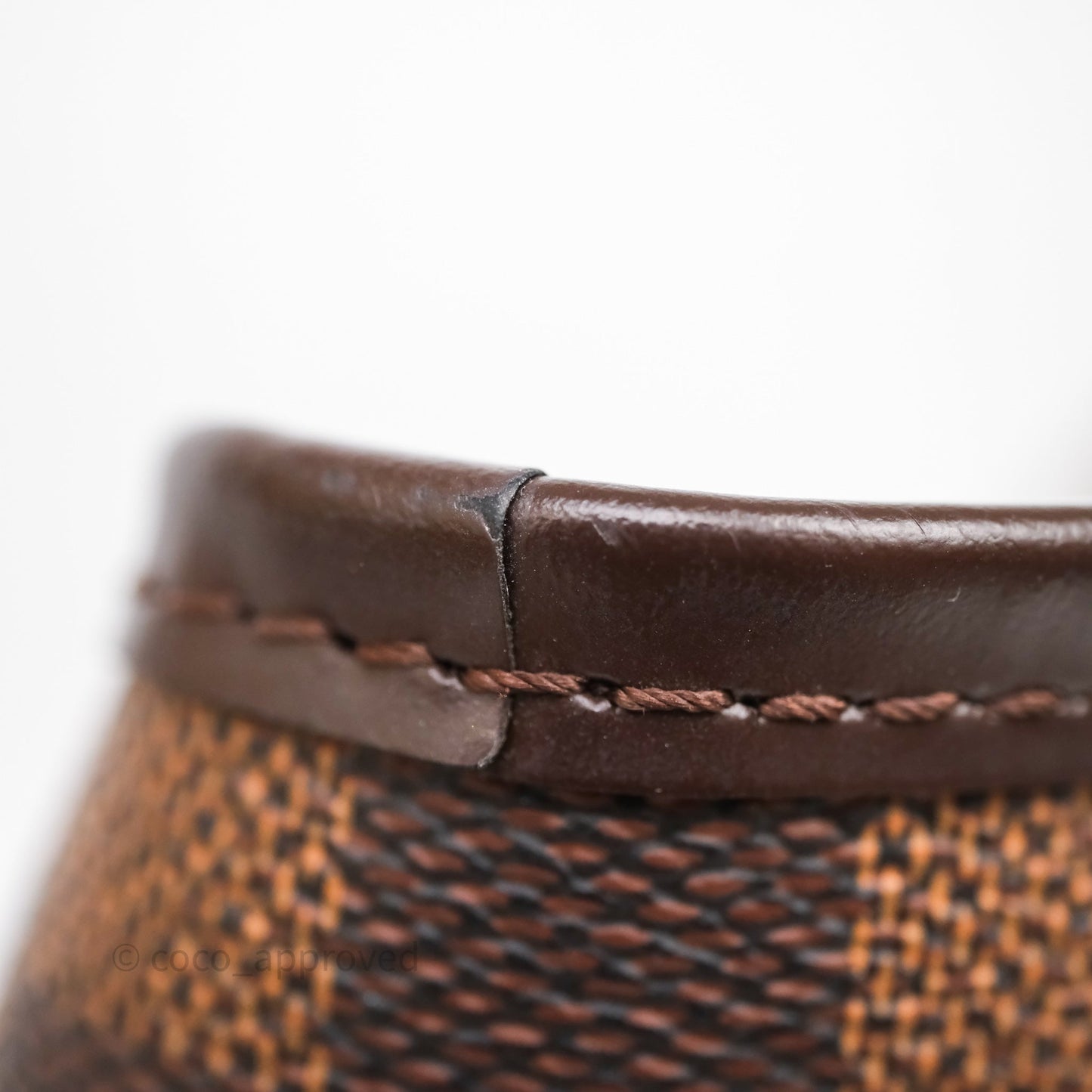 Louis Vuitton Neverfull MM Tote Bag Damier Ebene Canvas