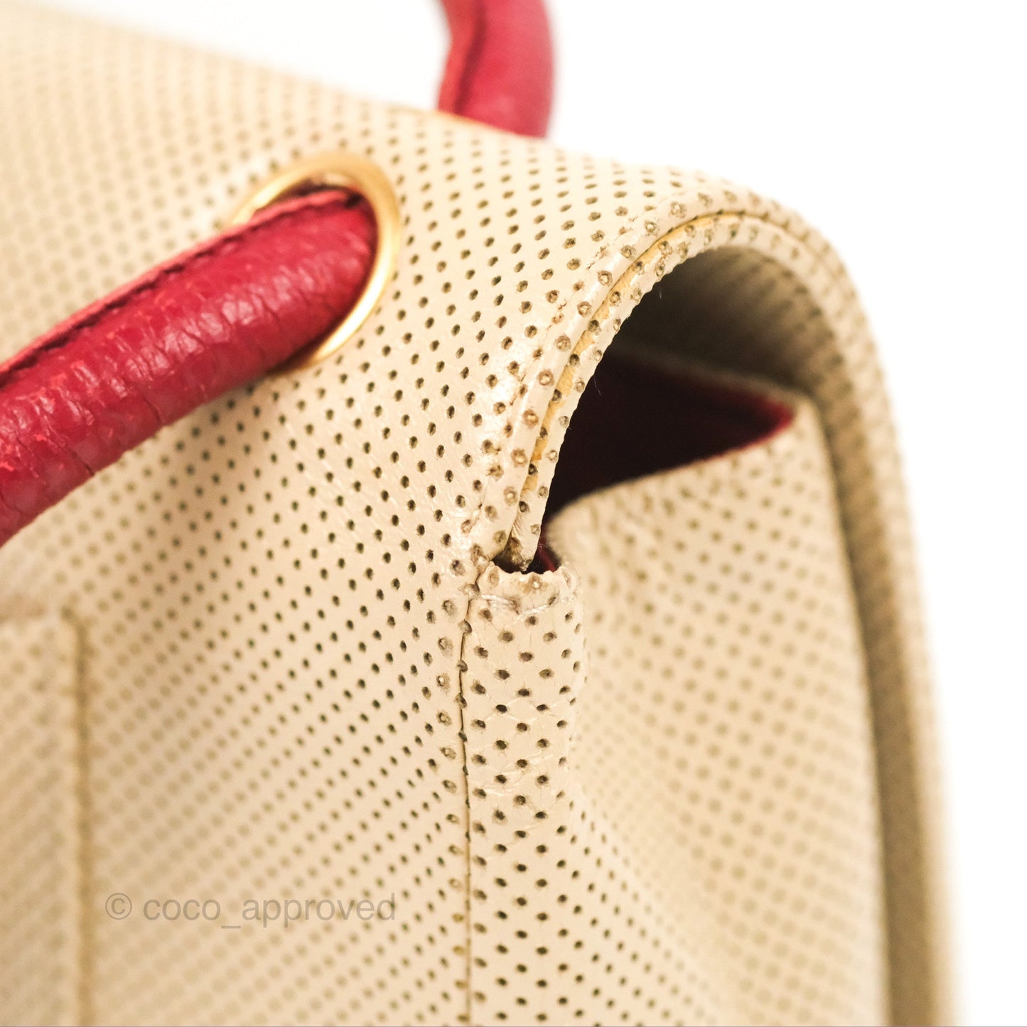 Chanel Vintage Medium Perforated Single Flap Beige/Red Matte Gold Hardware⁣⁣