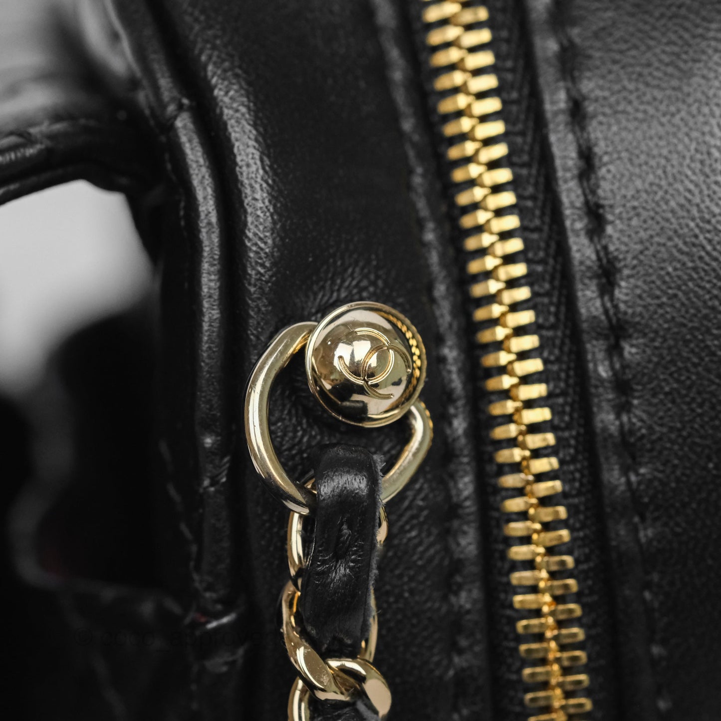 Chanel Large Heart Bag Black Lambskin Gold Hardware 22S