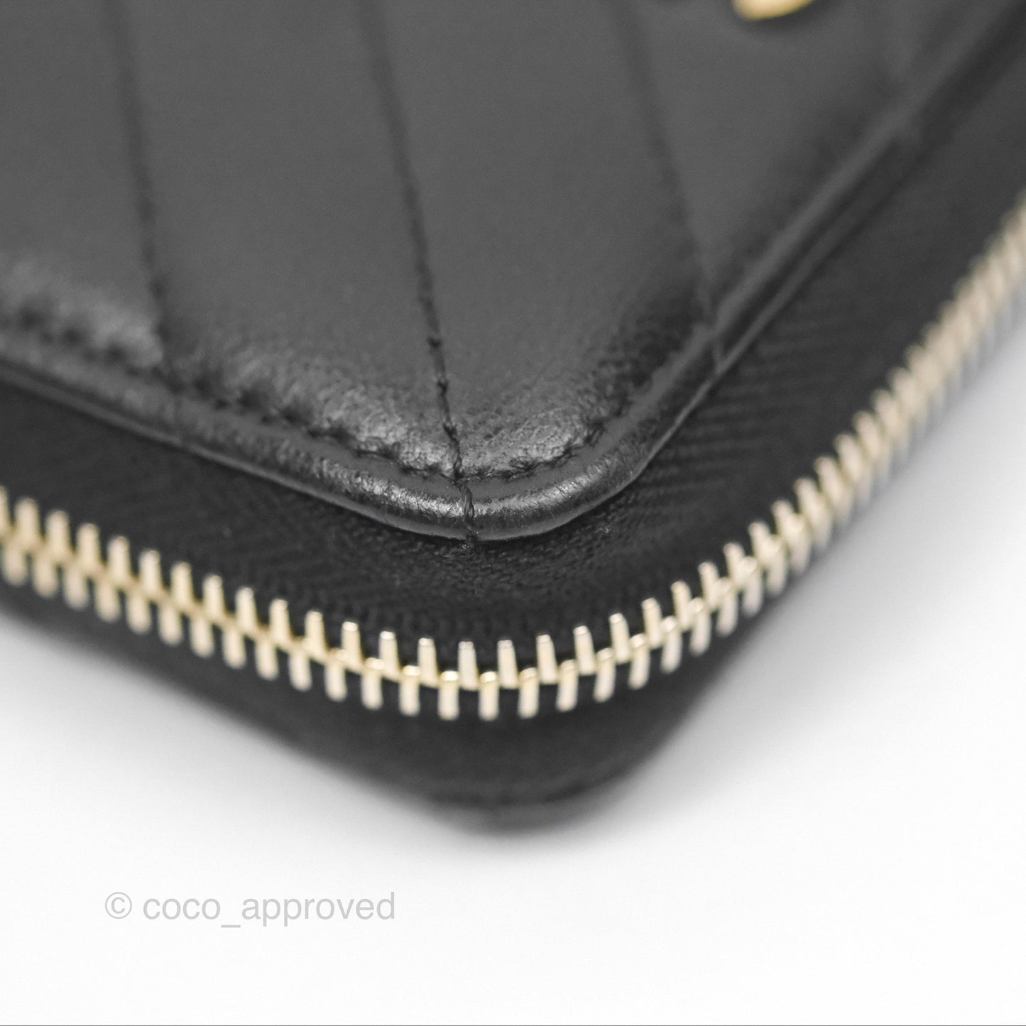 Chanel Chevron Zipped Coin Purse Black Lambskin Gold Hardware