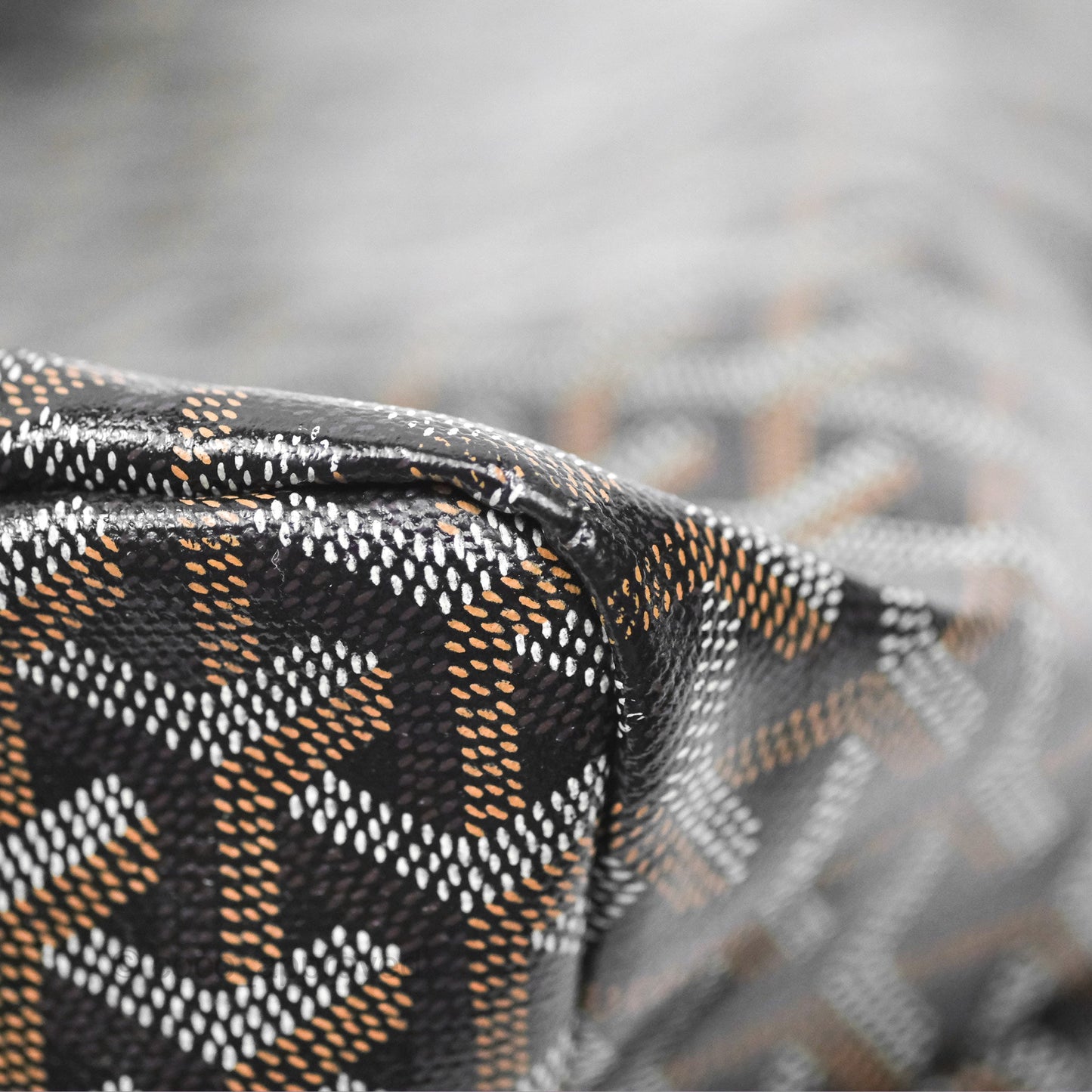 Goyard St Louis Tote PM ⁣⁣⁣⁣⁣⁣⁣⁣⁣⁣⁣⁣⁣⁣⁣⁣⁣⁣⁣⁣Goyardine Canvas Black