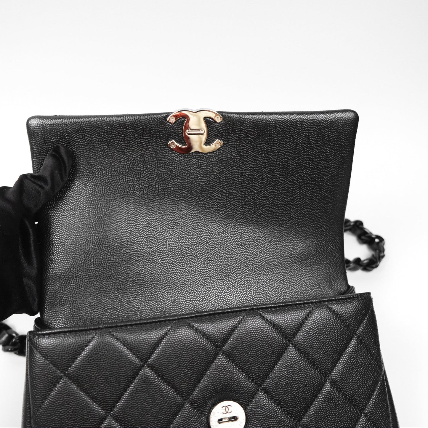 Chanel My Everything Flap Bag So Black Caviar Incognito Hardware