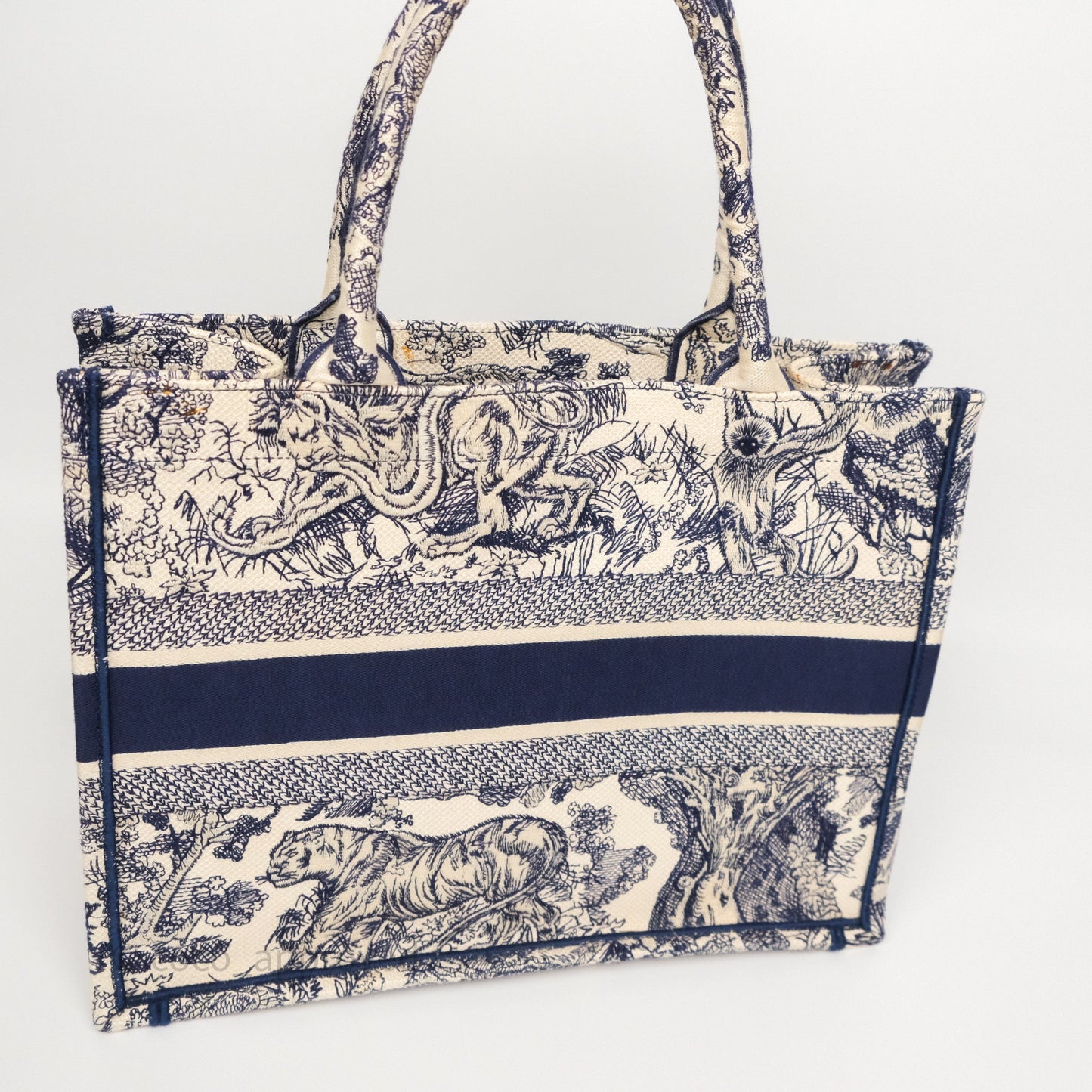 Dior Medium Book Tote White/Blue Toile De Jouy Embroidered Canvas