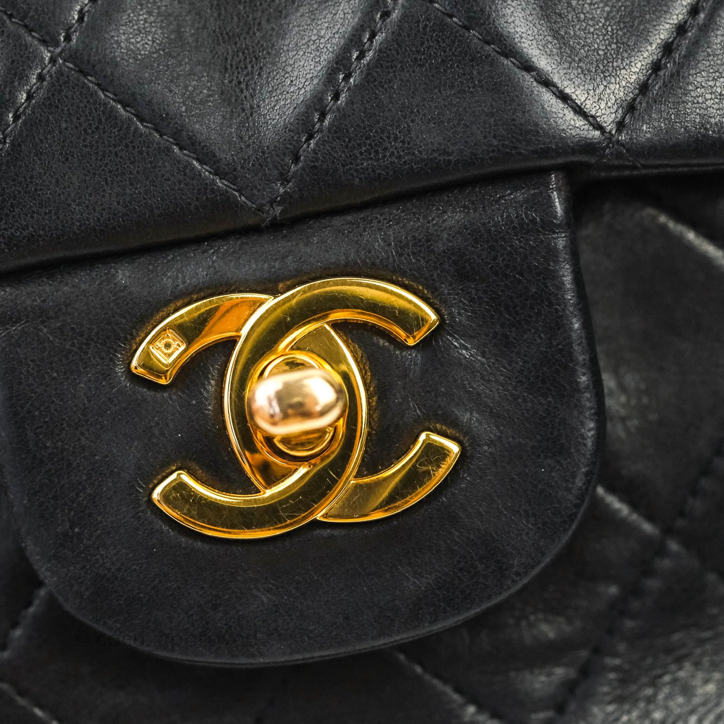 Chanel Vintage Classic Quilted Lambskin Flap Bag Black 24K Gold Hardware