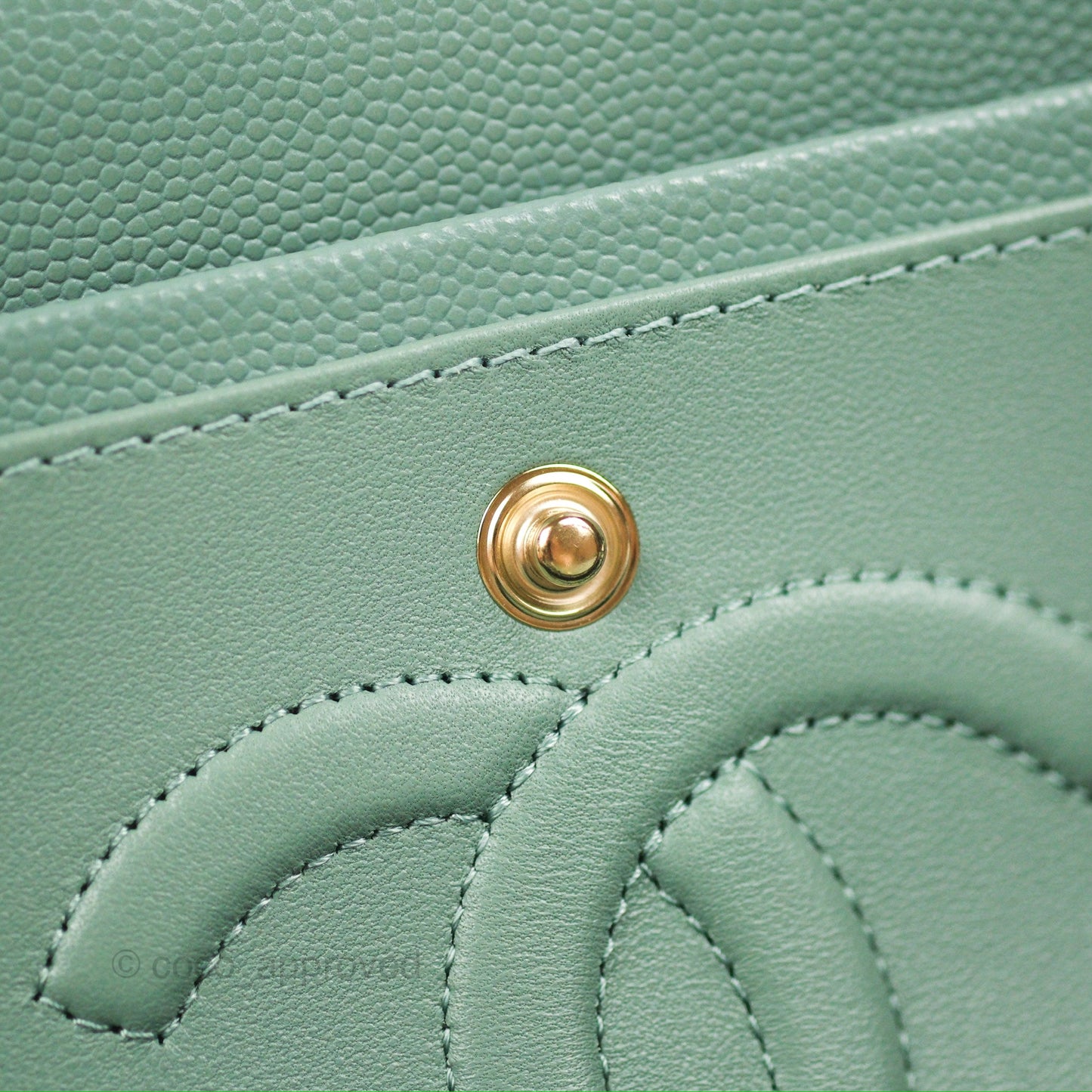 Chanel Classic M/L Medium Flap Quilted Tiffany Green Caviar Gold Hardware