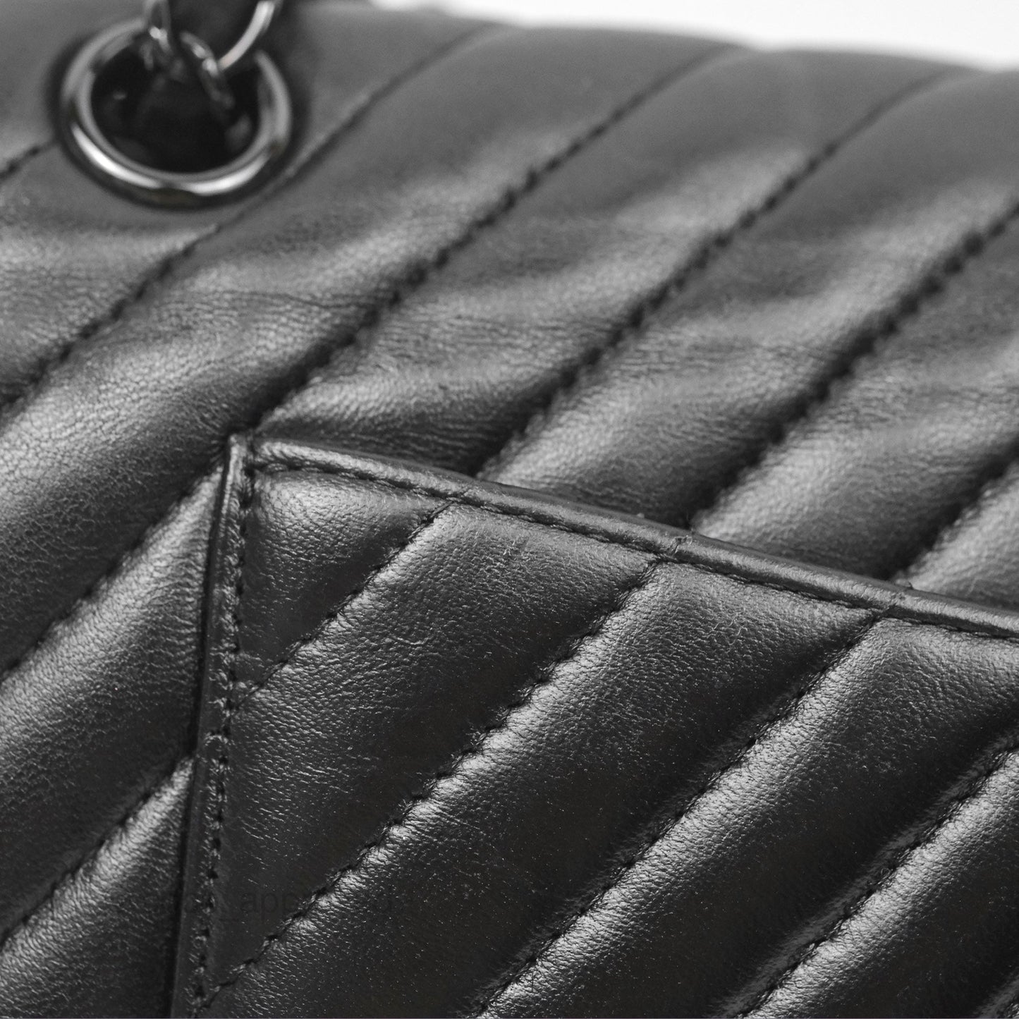 Chanel Classic M/L Medium Flap Chevron So Black Calfskin