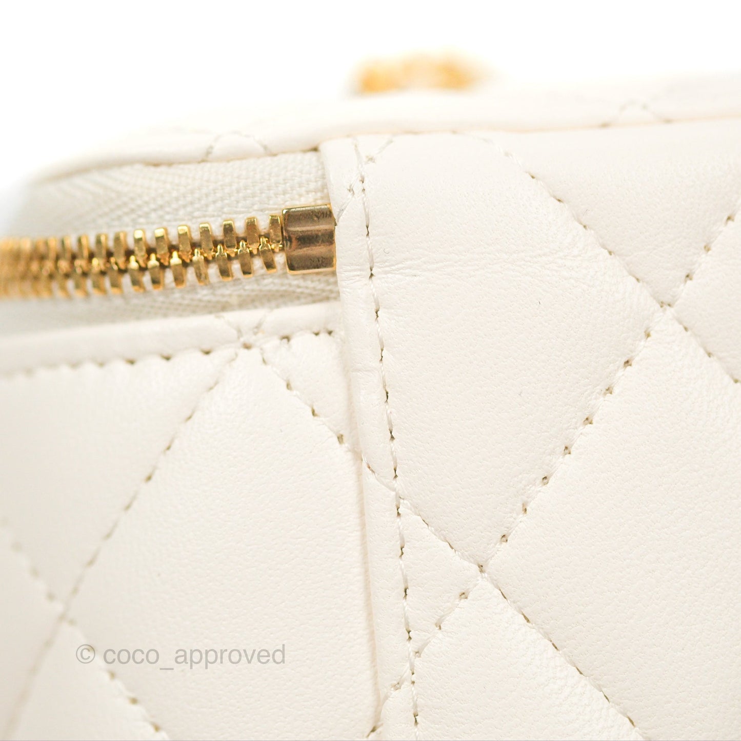 Chanel Vanity with COCO Heart Chain White Lambskin Aged Gold Hardware