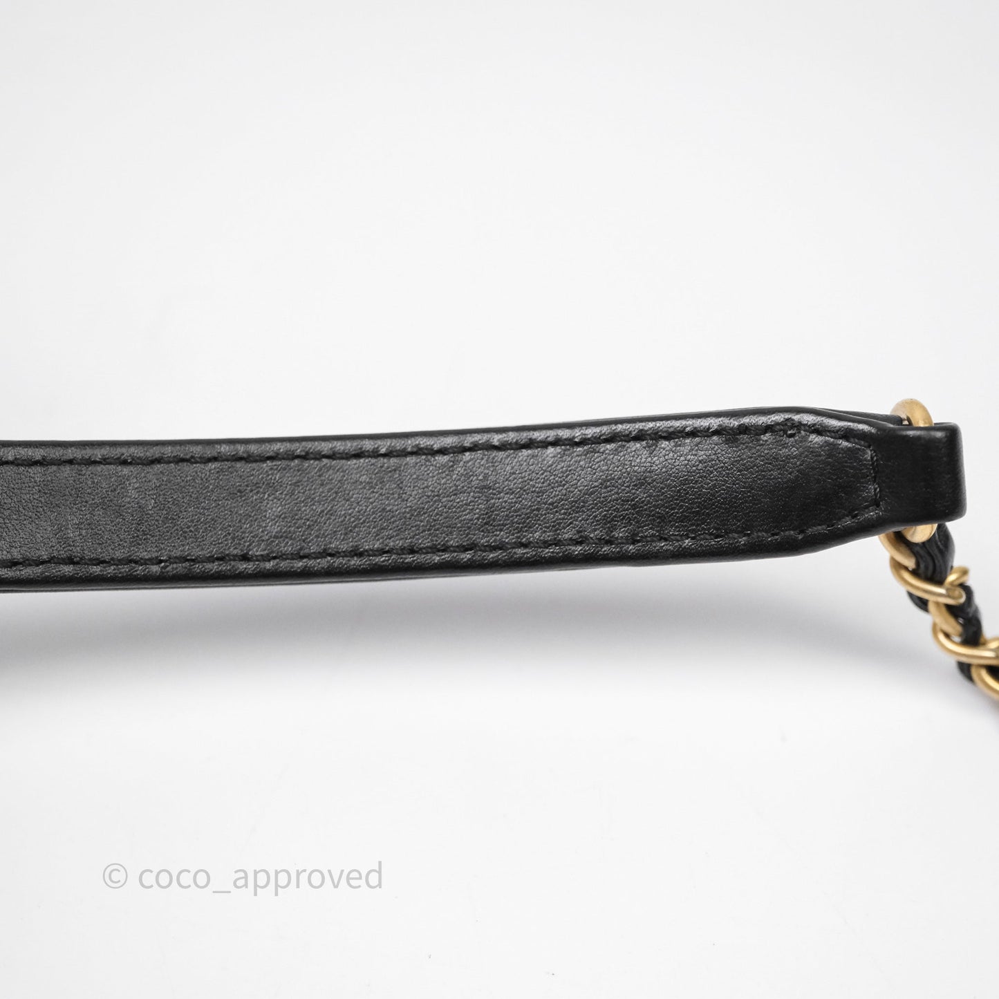 Chanel Quilted Small CC Filigree Vanity Case Black Caviar Aged Gold Hardware