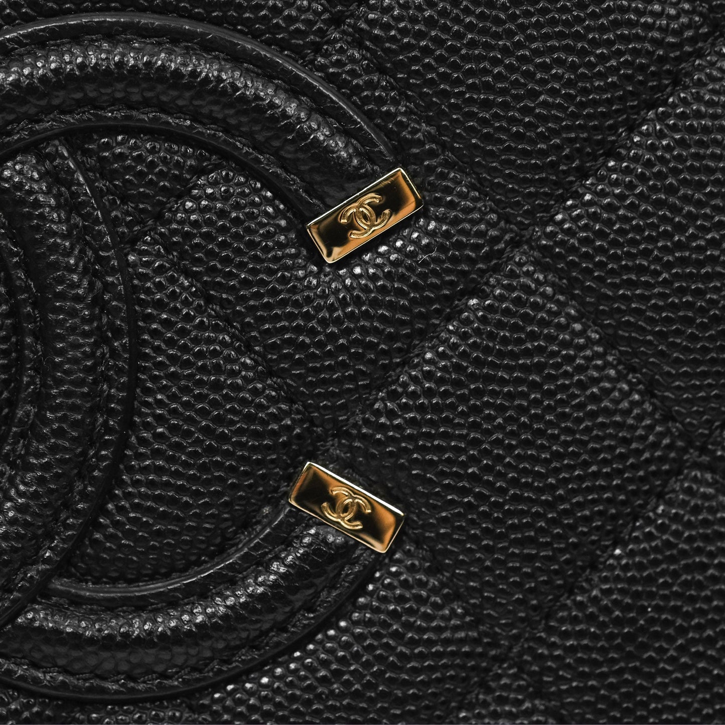 Chanel Quilted Medium CC Filigree Vanity Case Black Caviar Gold Hardware