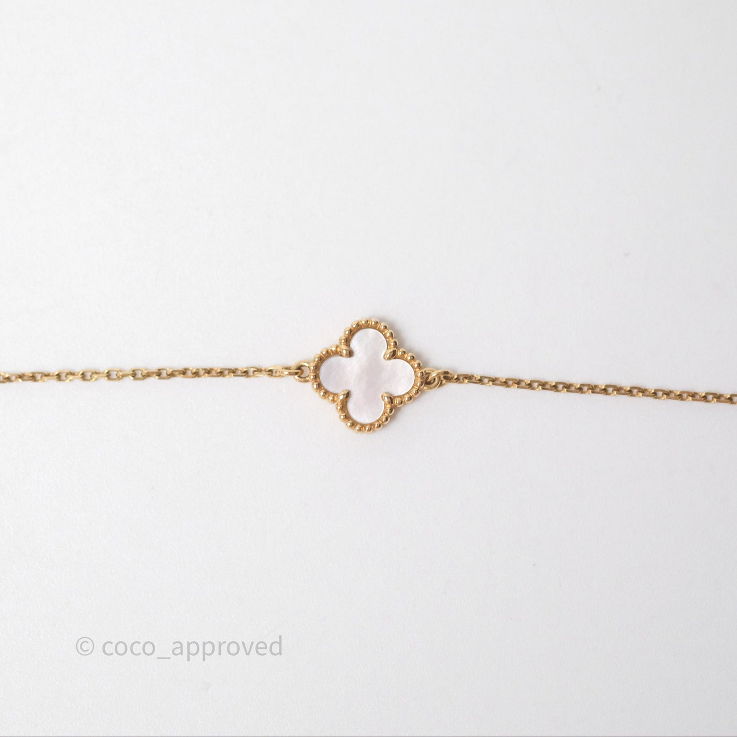 Van Cleef & Arpels Sweet Alhambra Bracelet Yellow Gold & Mother-of-pearl