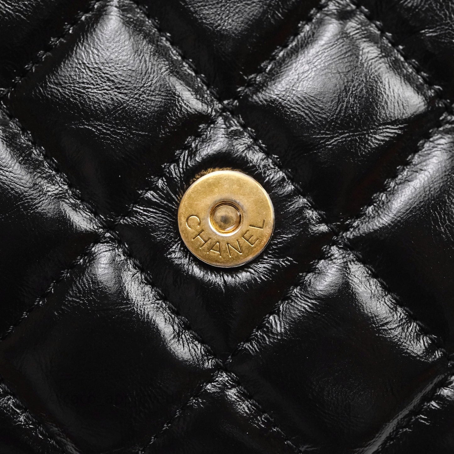 Chanel Small Wavy CC Hobo Black Shiny Crumpled Calfskin Aged Gold Hardware 23C