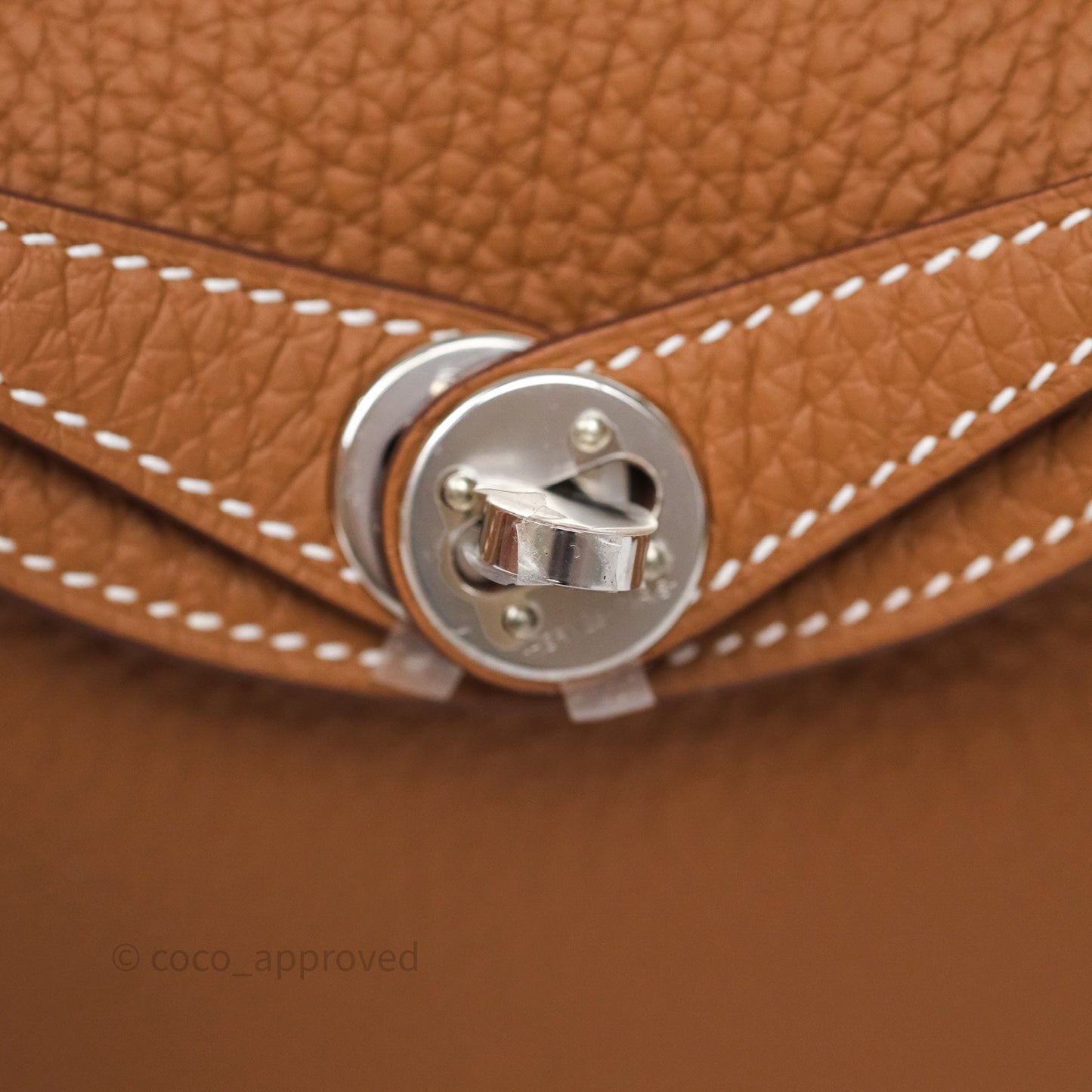Hermès Mini Lindy II 20 Gold 37 Clemence Gold Hardware