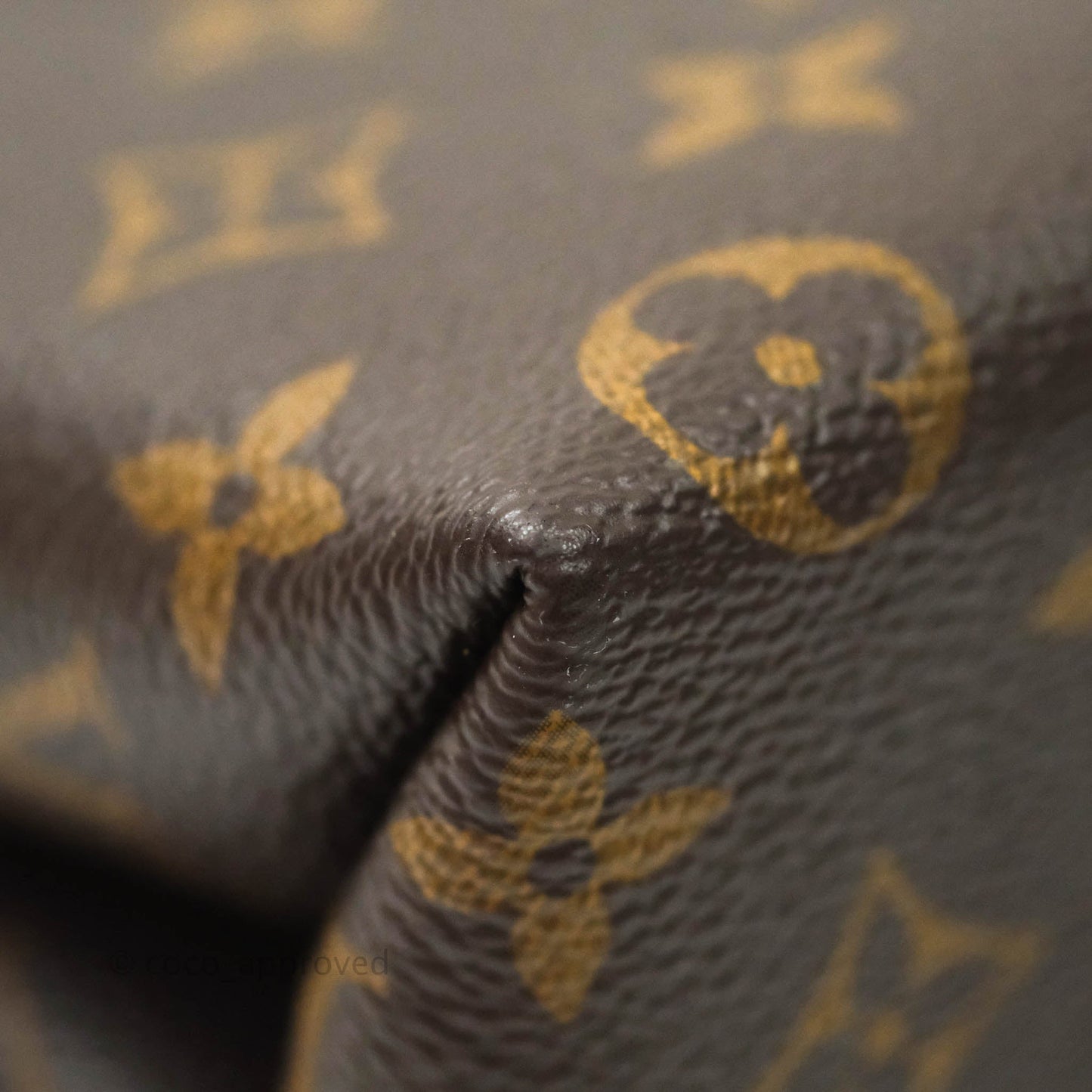 Louis Vuitton Monogram Locky BB Rose Poudre