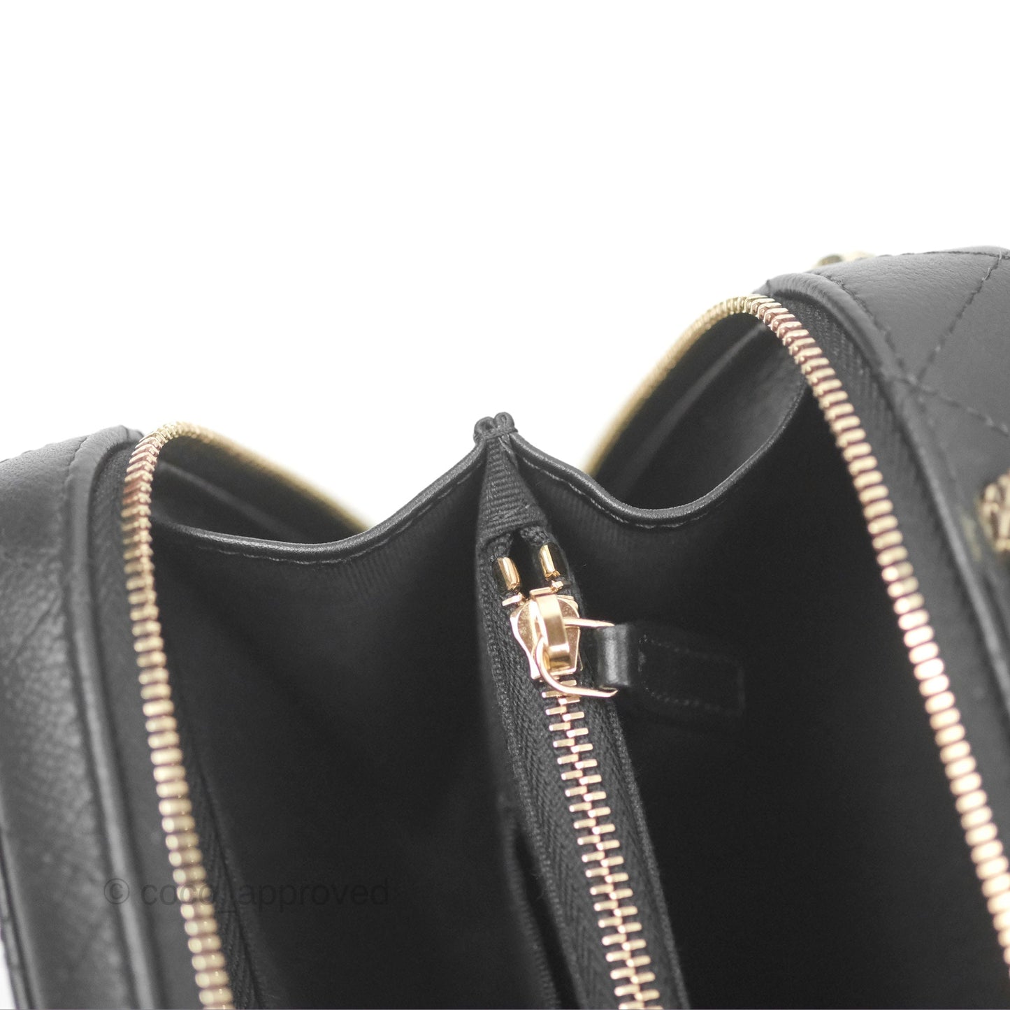 Chanel Quilted Top Handle Vanity Case Black Caviar Gold Hardware 22P