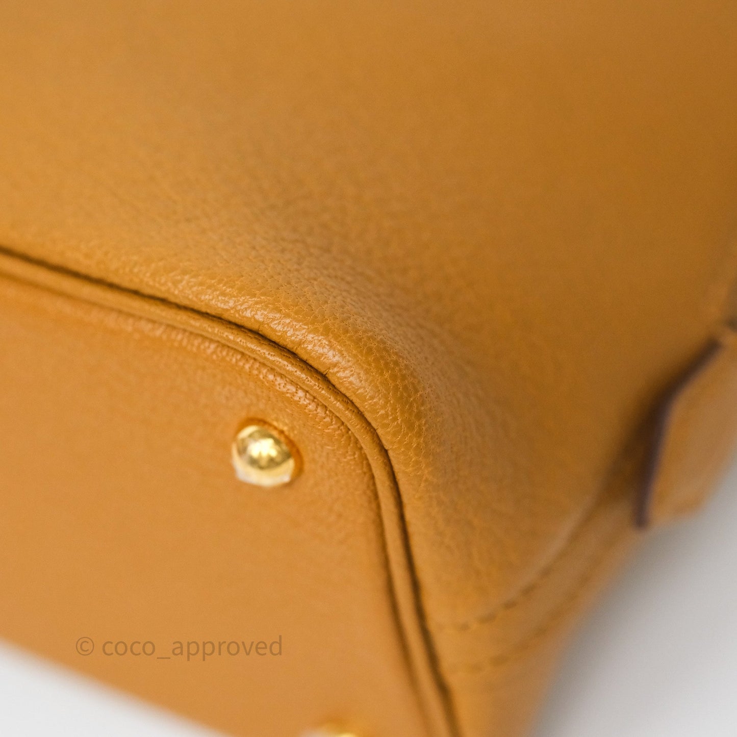 Hermès Bolide Mini 1923 Caramel 28 Chevre Mysore Strap Ficelle/Black Gold Hardware