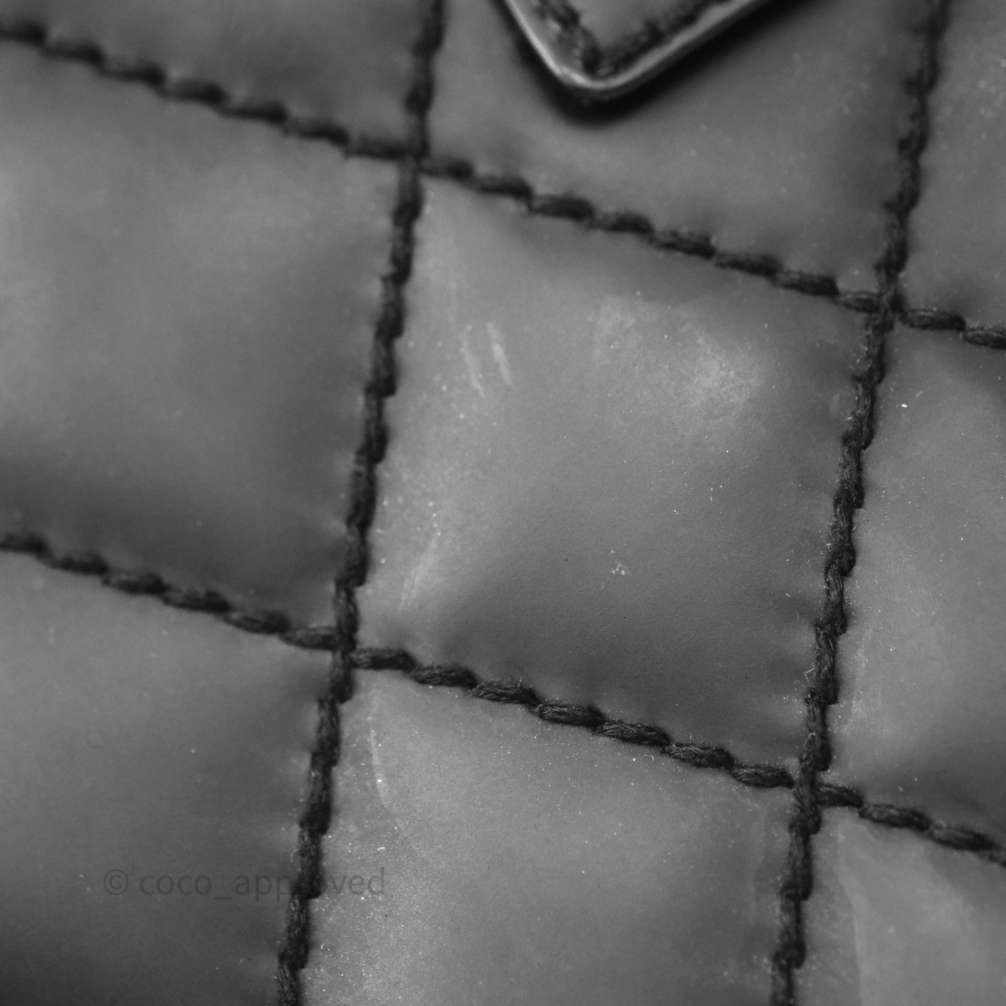 Chanel Vintage Quilted CC Tote Bag Matte Black Calfskin Gold Hardware