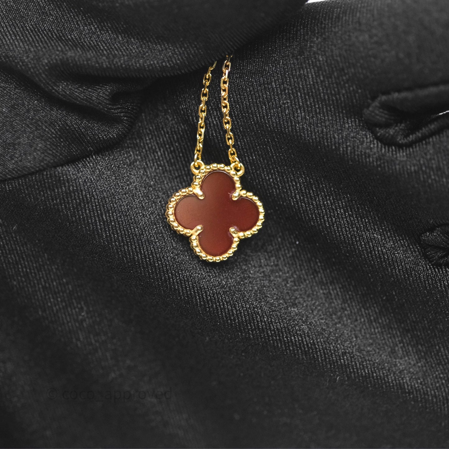 Van Cleef & Arpels Vintage Alhambra Pendant Red Carnelian Yellow Gold