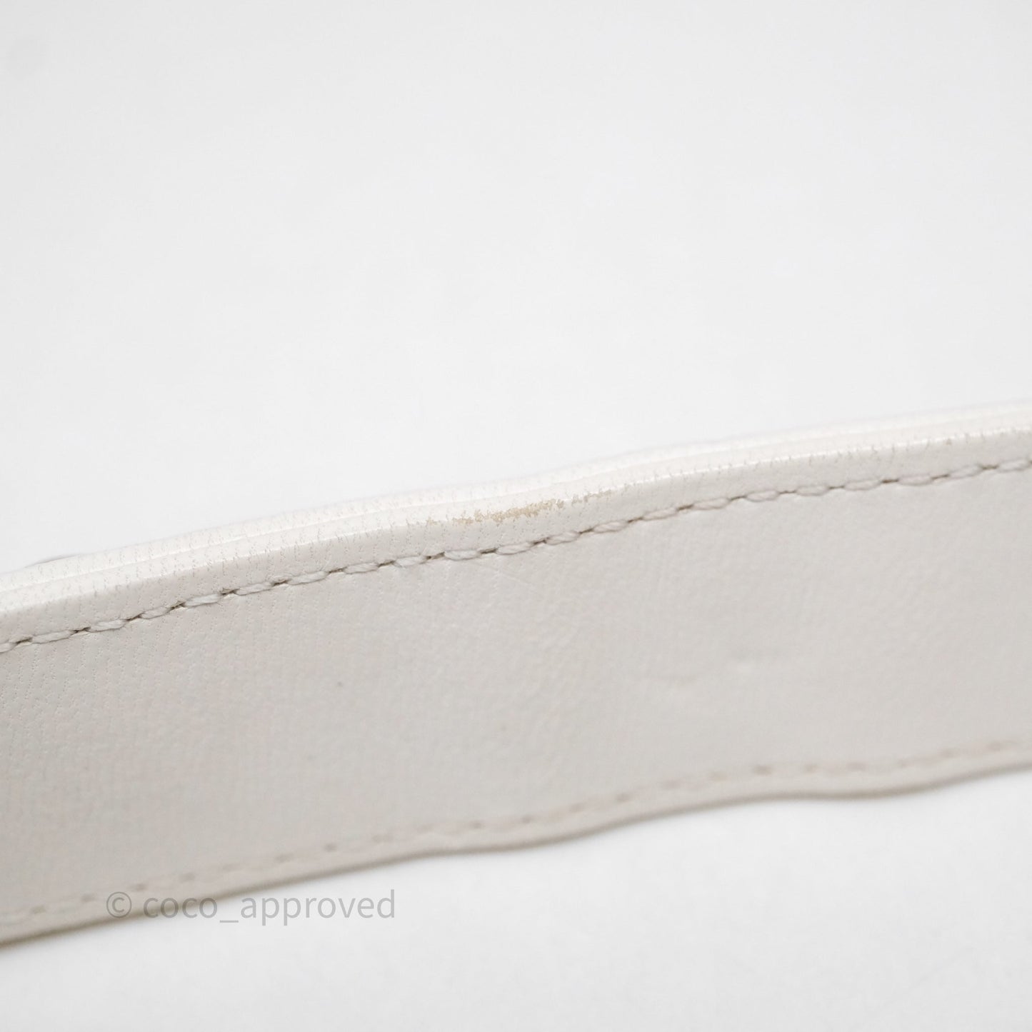 Chanel 19 Medium White Mixed Hardware