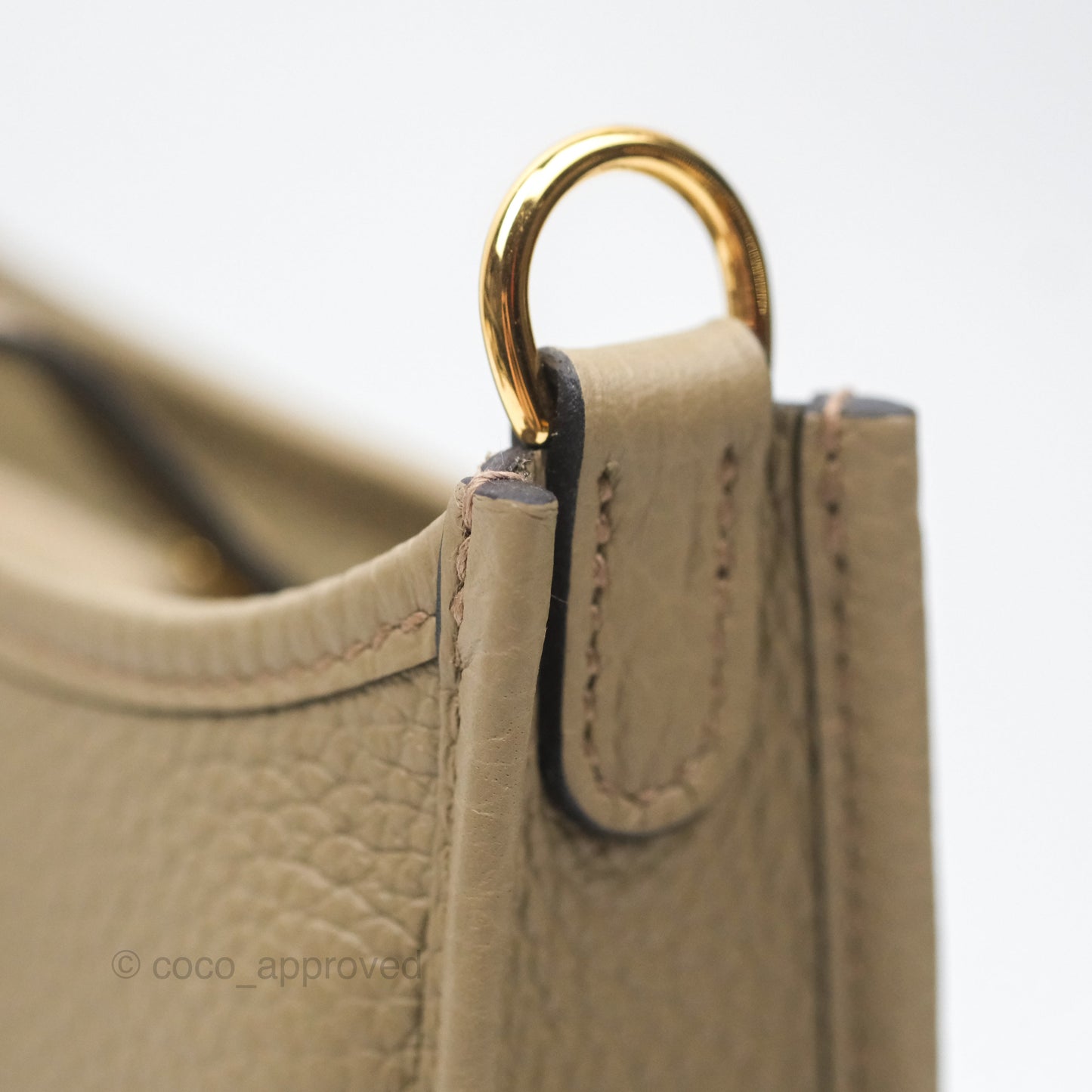 Hermès Mini Evelyne 16 Beige Marfa 8Q Clemence Gold Hardware